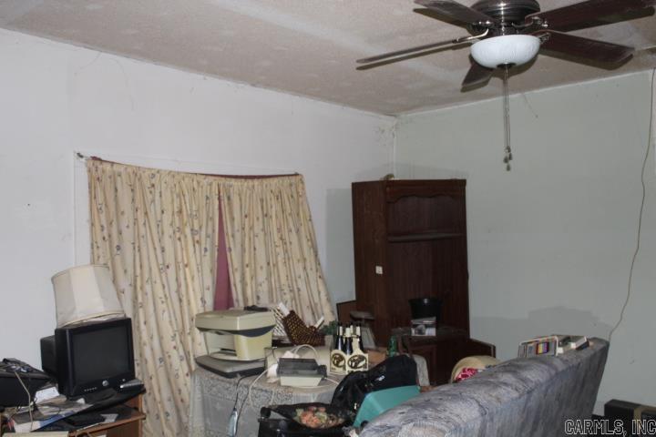 2204 E Pullen  Pine Bluff, AR