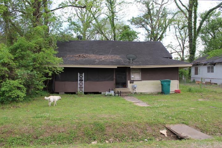 2204 E Pullen  Pine Bluff, AR