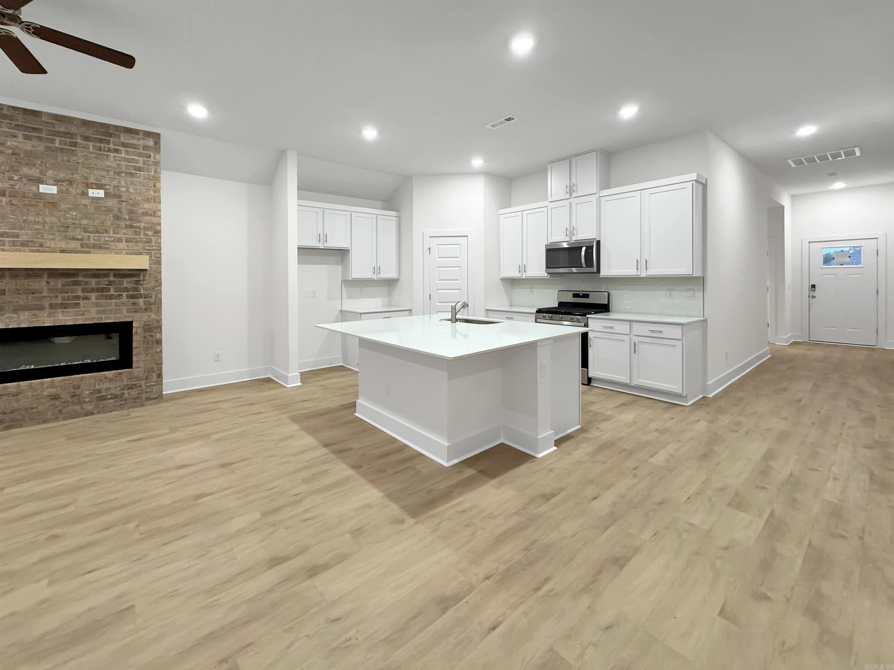 511 Cain  Maumelle, AR