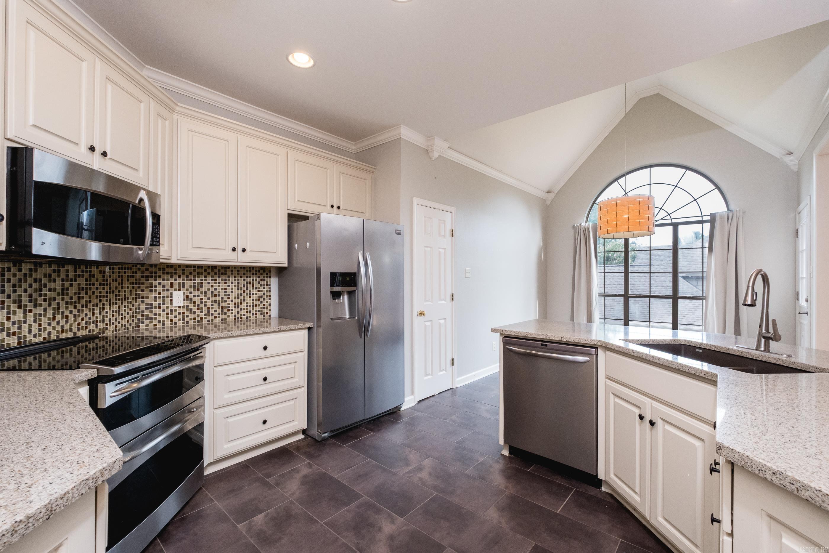 2 Sawgrass Court Little Rock, AR 72212
