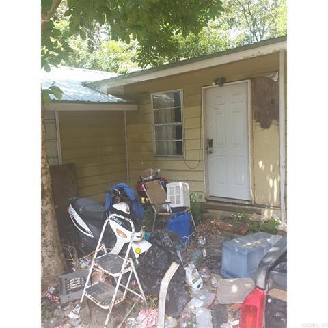 1803 S Chatfield  Benton, AR