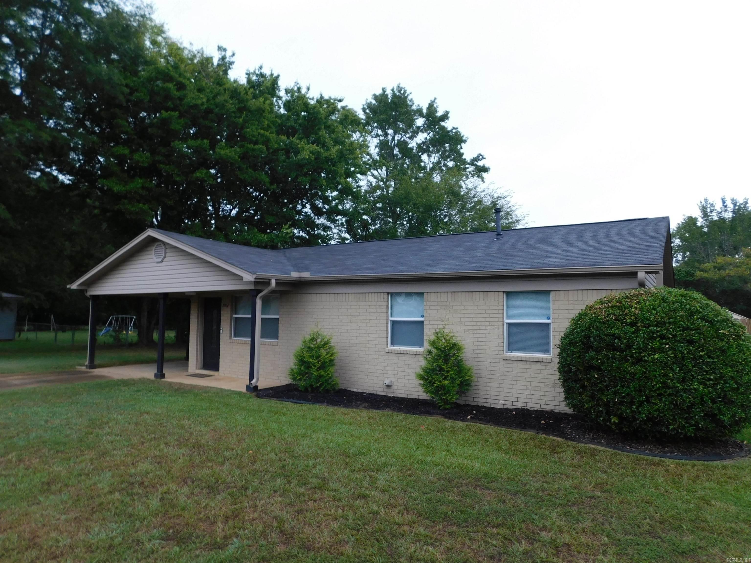 2702 Indian Hills  Benton, AR