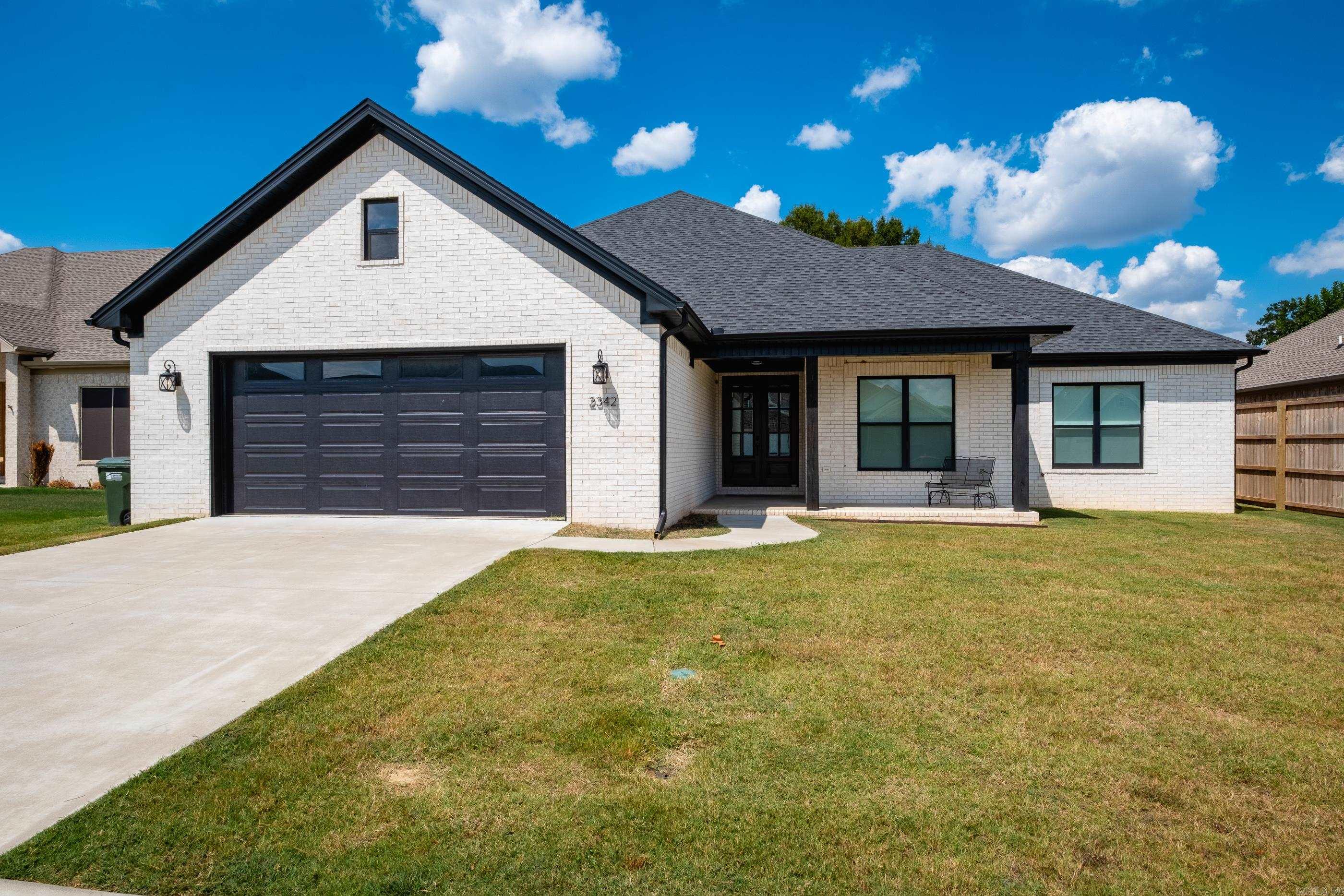 2342 Holly Hill Dr  Conway, AR