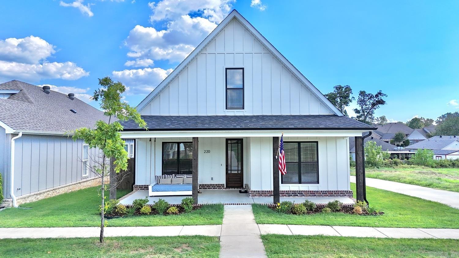 220 A  Bryant, AR