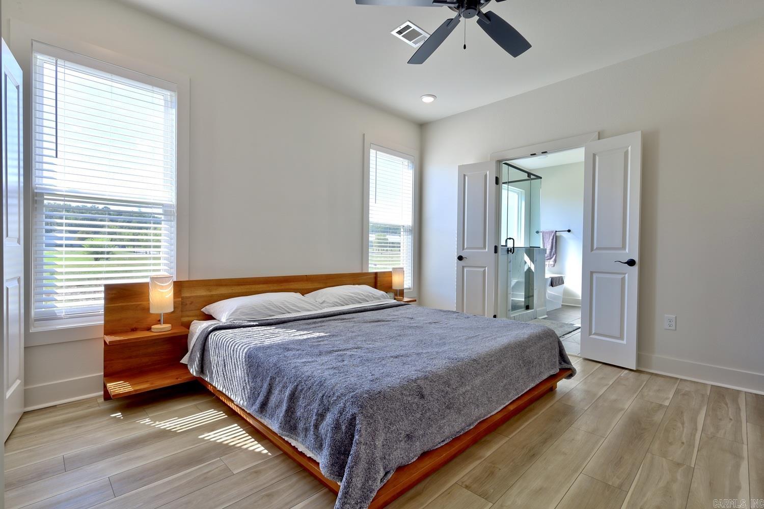 220 A  Bryant, AR