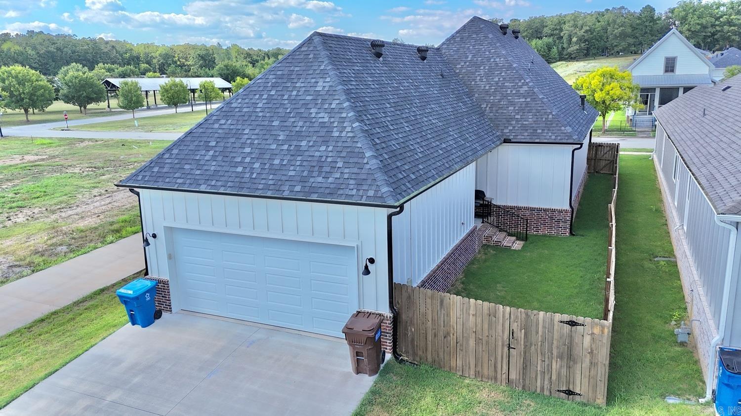 220 A  Bryant, AR