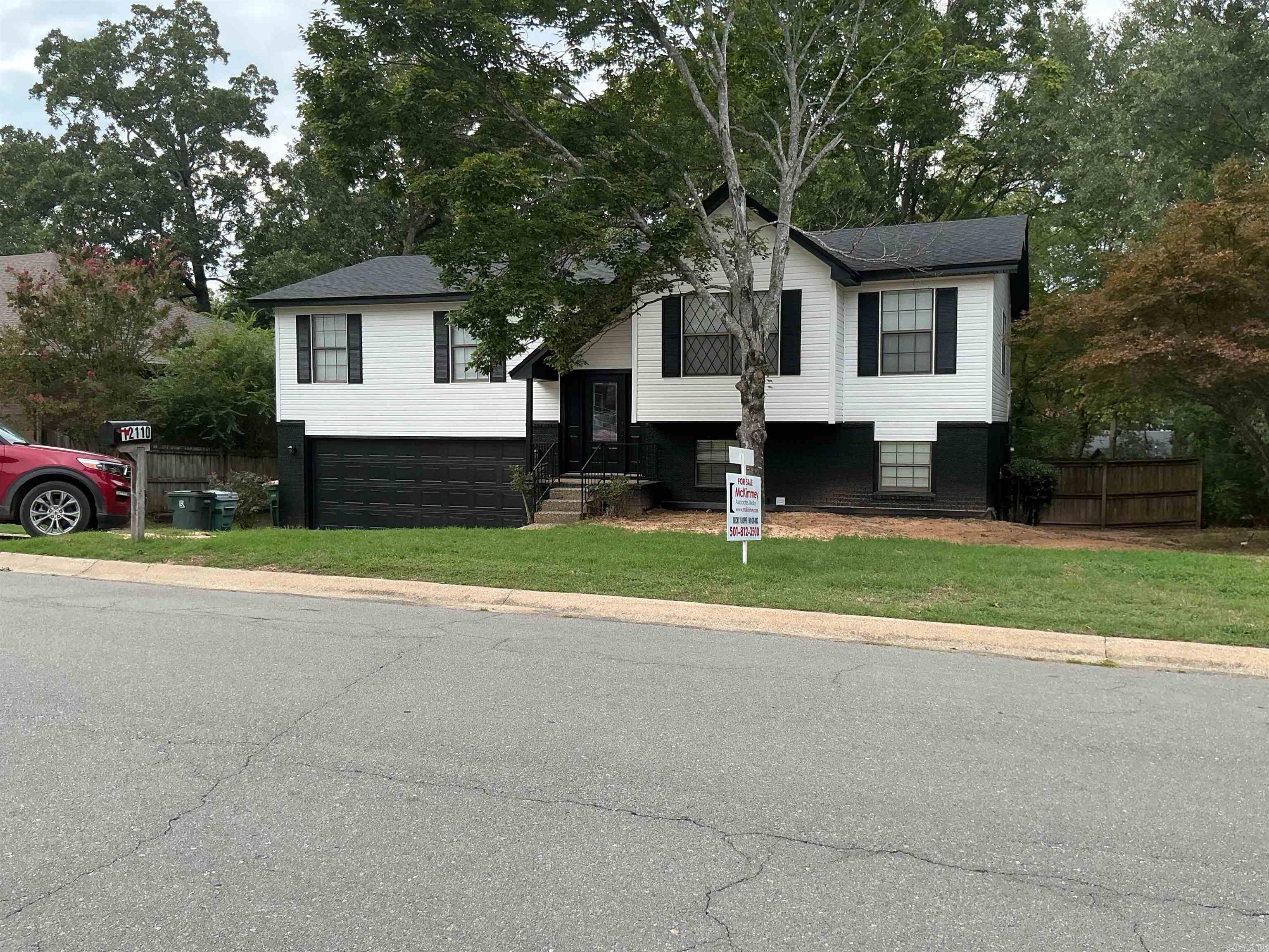 12110 Pleasant Tree Drive Little Rock, AR 72211