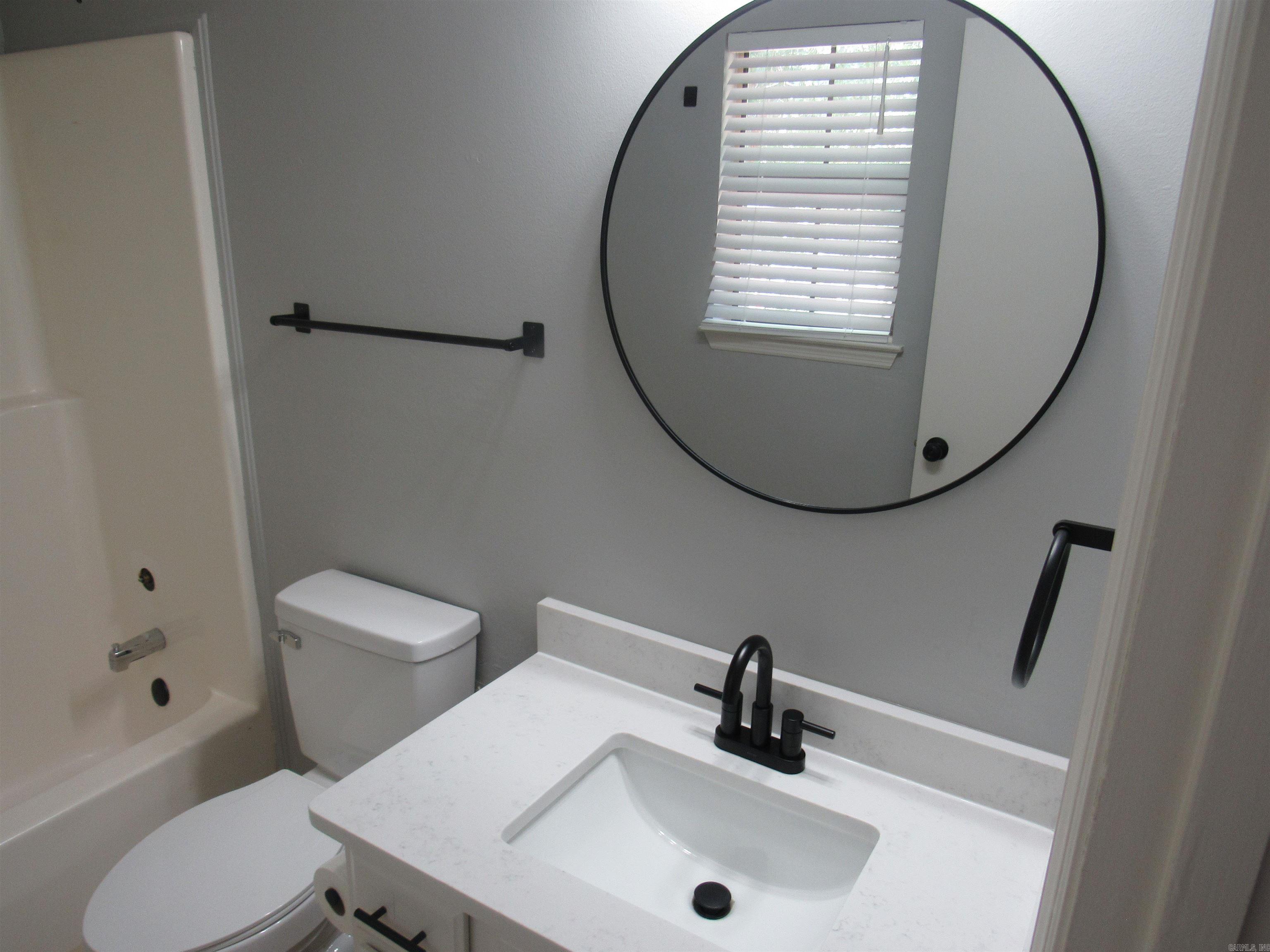 12110 Pleasant Tree Drive Little Rock, AR 72211