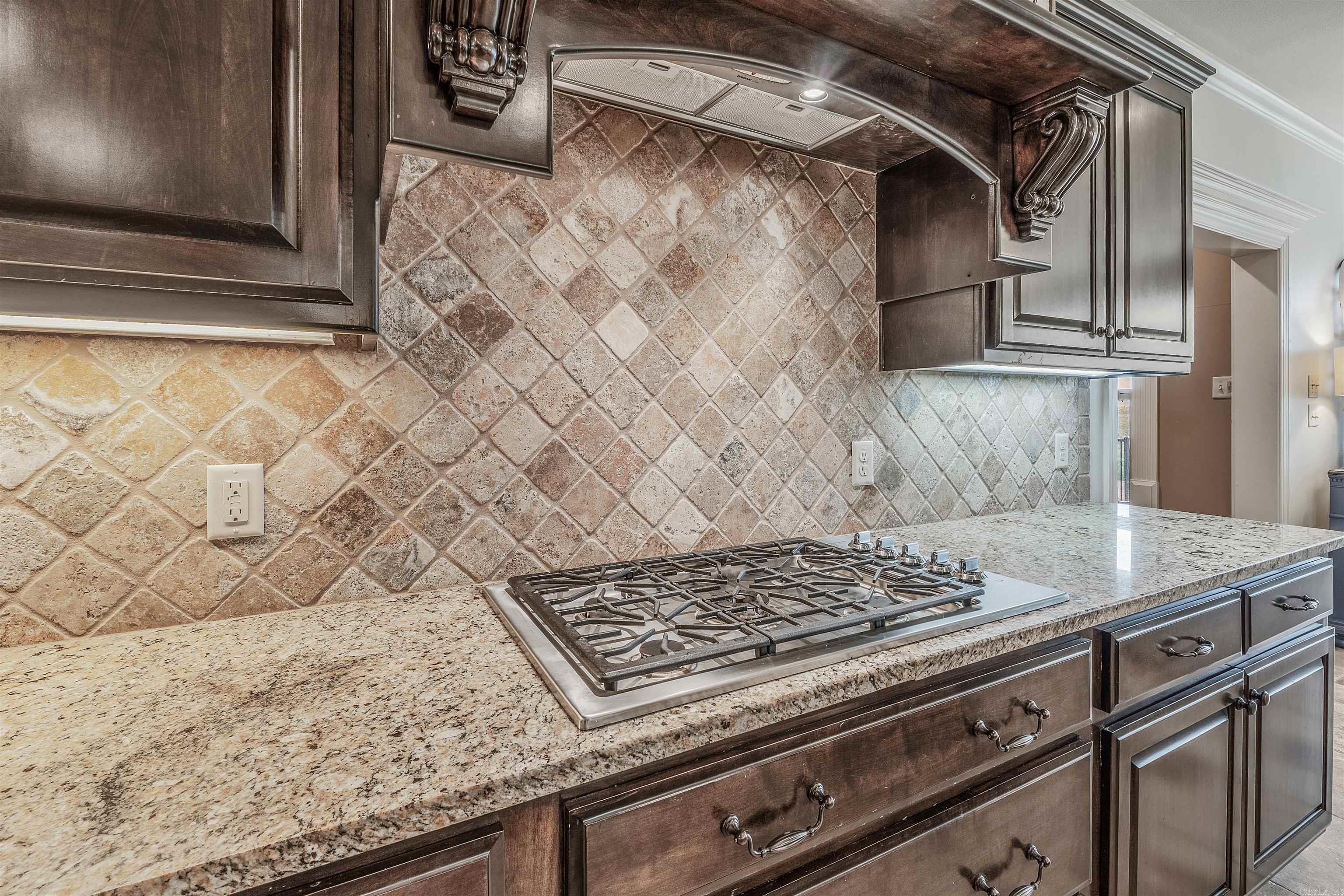 190 Majestic Circle  Maumelle, AR
