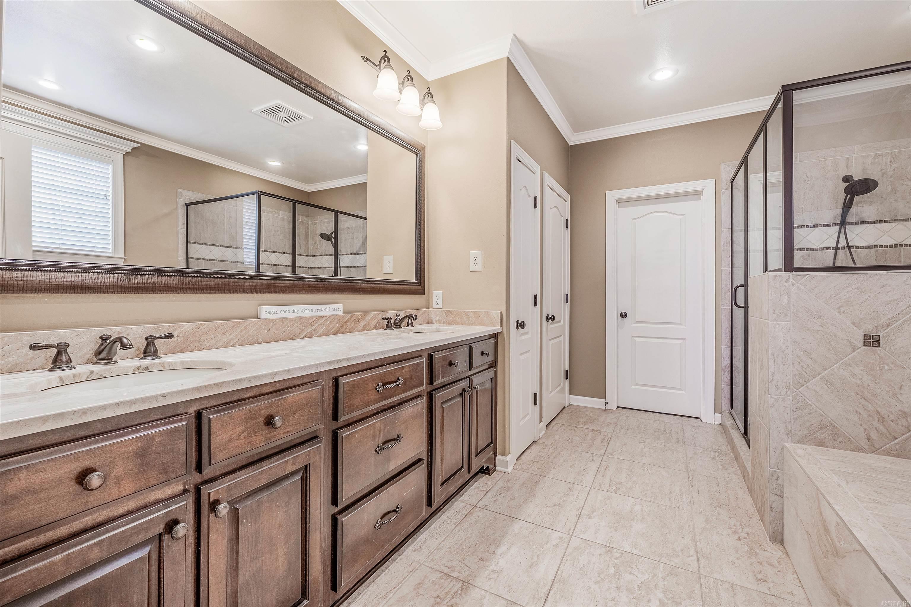 190 Majestic Circle  Maumelle, AR
