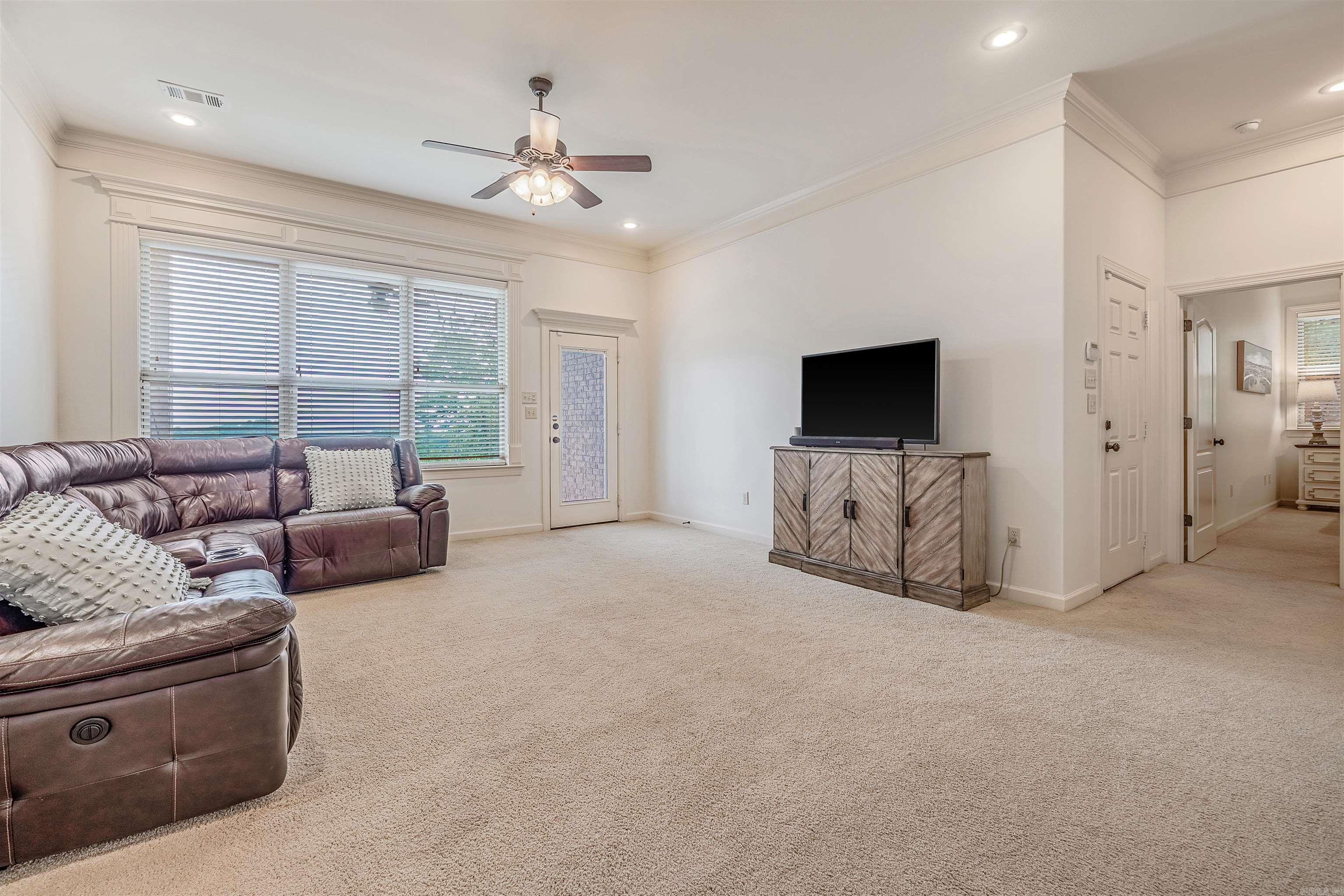 190 Majestic Circle  Maumelle, AR