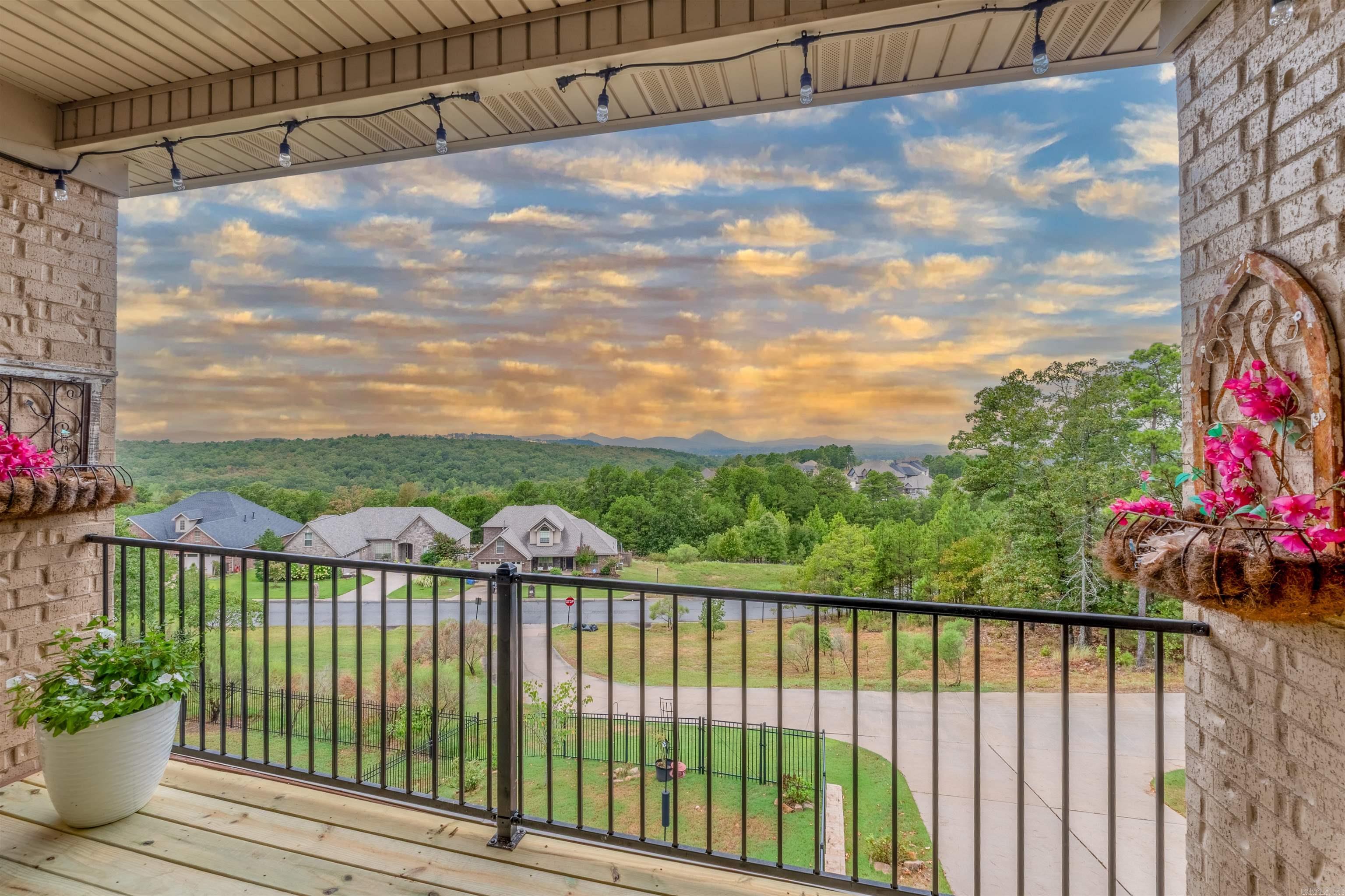 190 Majestic Circle  Maumelle, AR