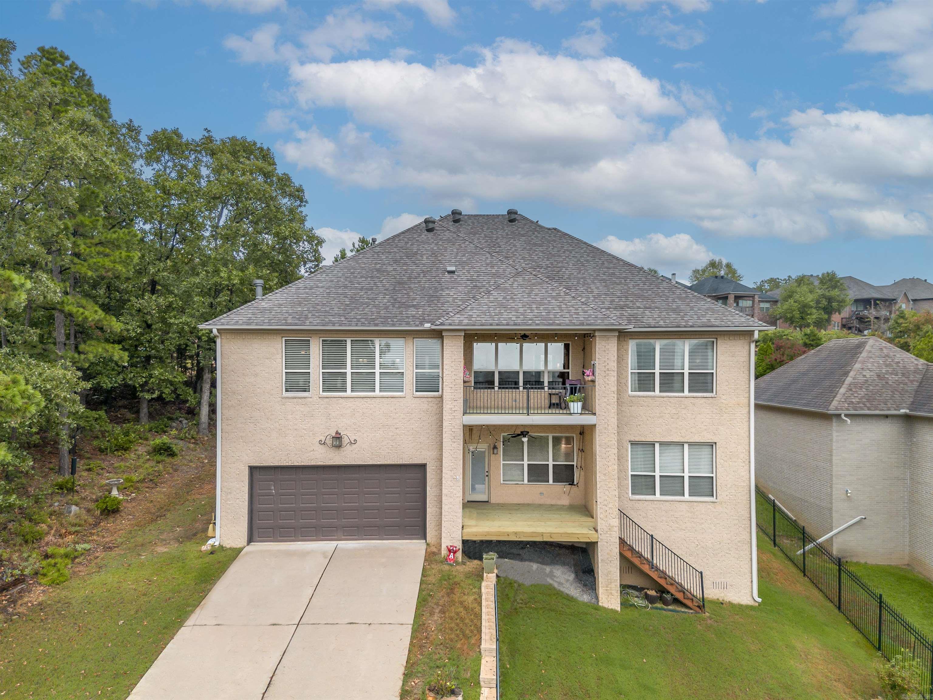 190 Majestic Circle  Maumelle, AR