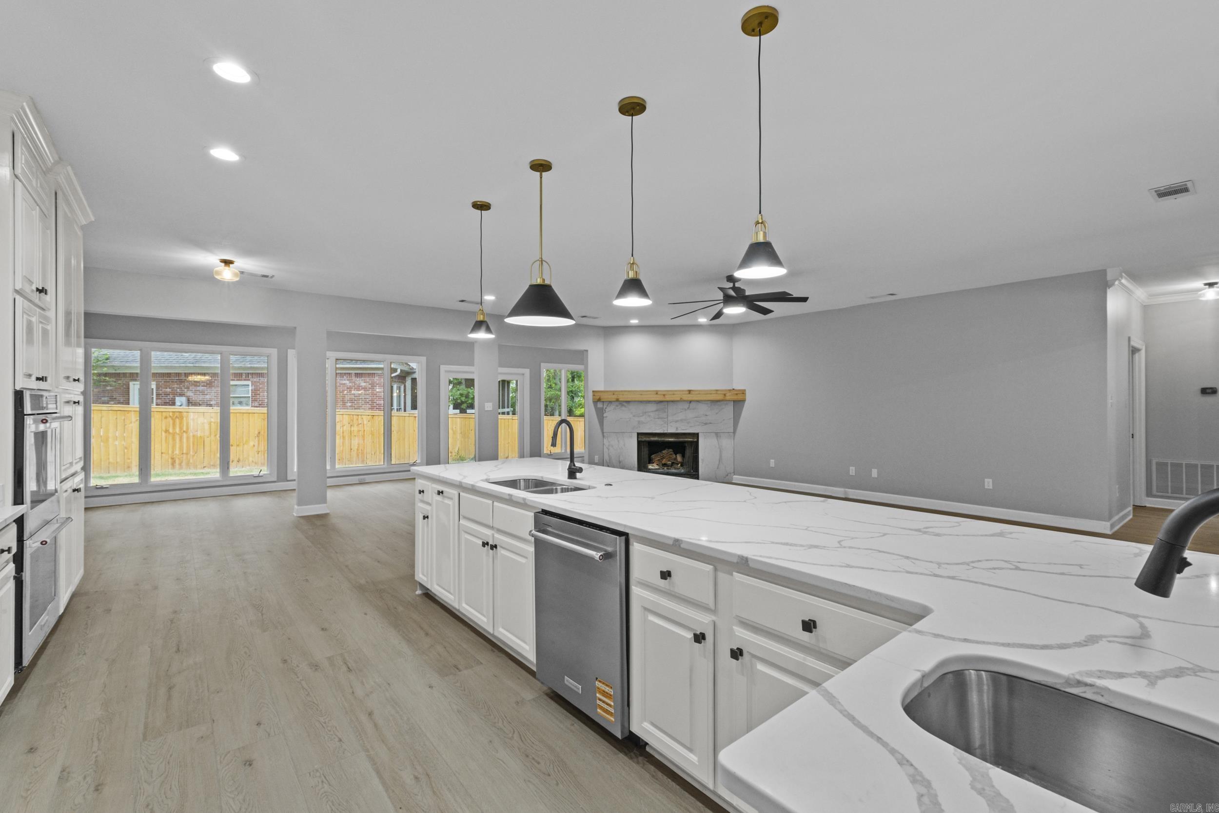 14 Aberdeen  Little Rock, AR
