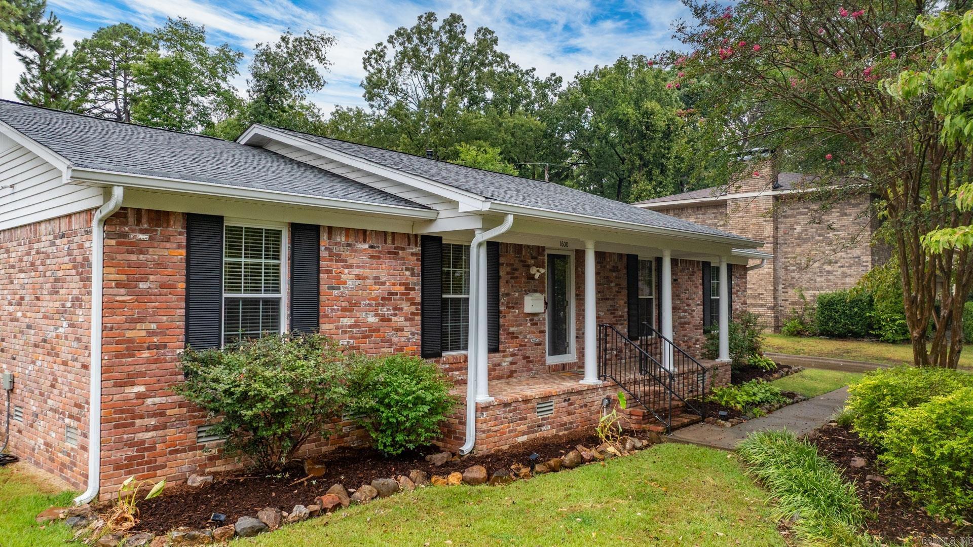 1600 Bosley Dr  Little Rock, AR