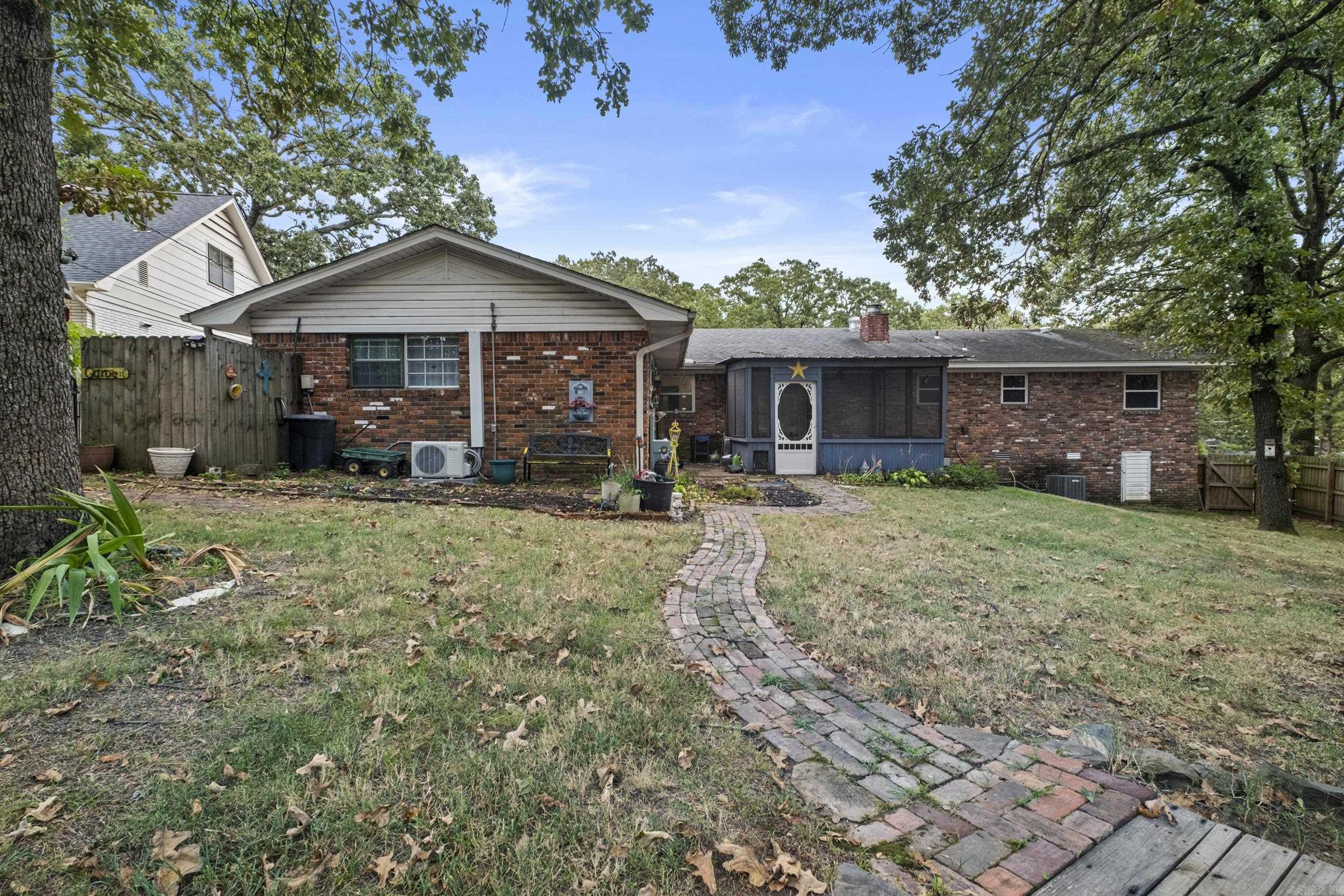 6700 Ponderosa  North Little Rock, AR