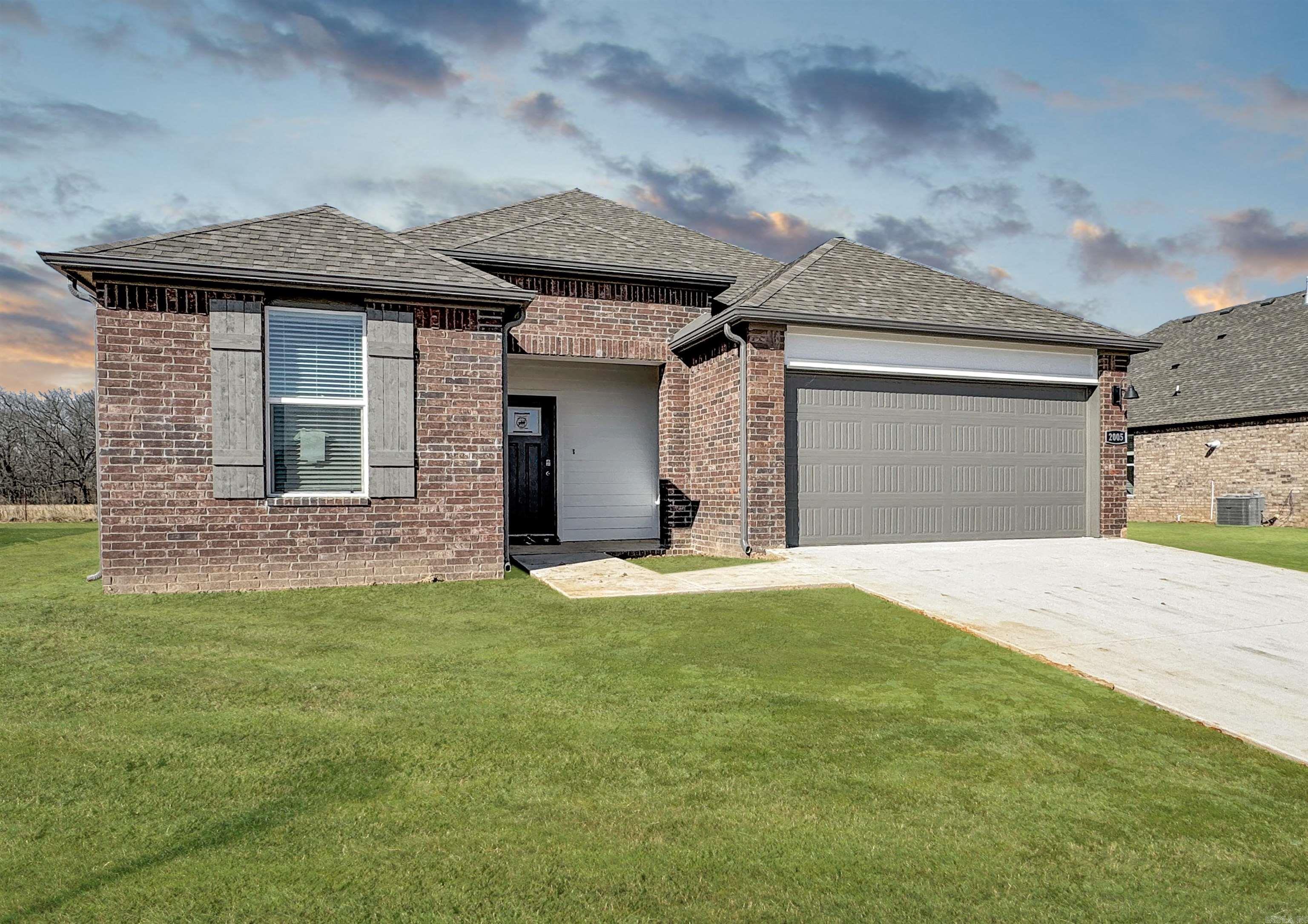 325 Cain  Maumelle, AR