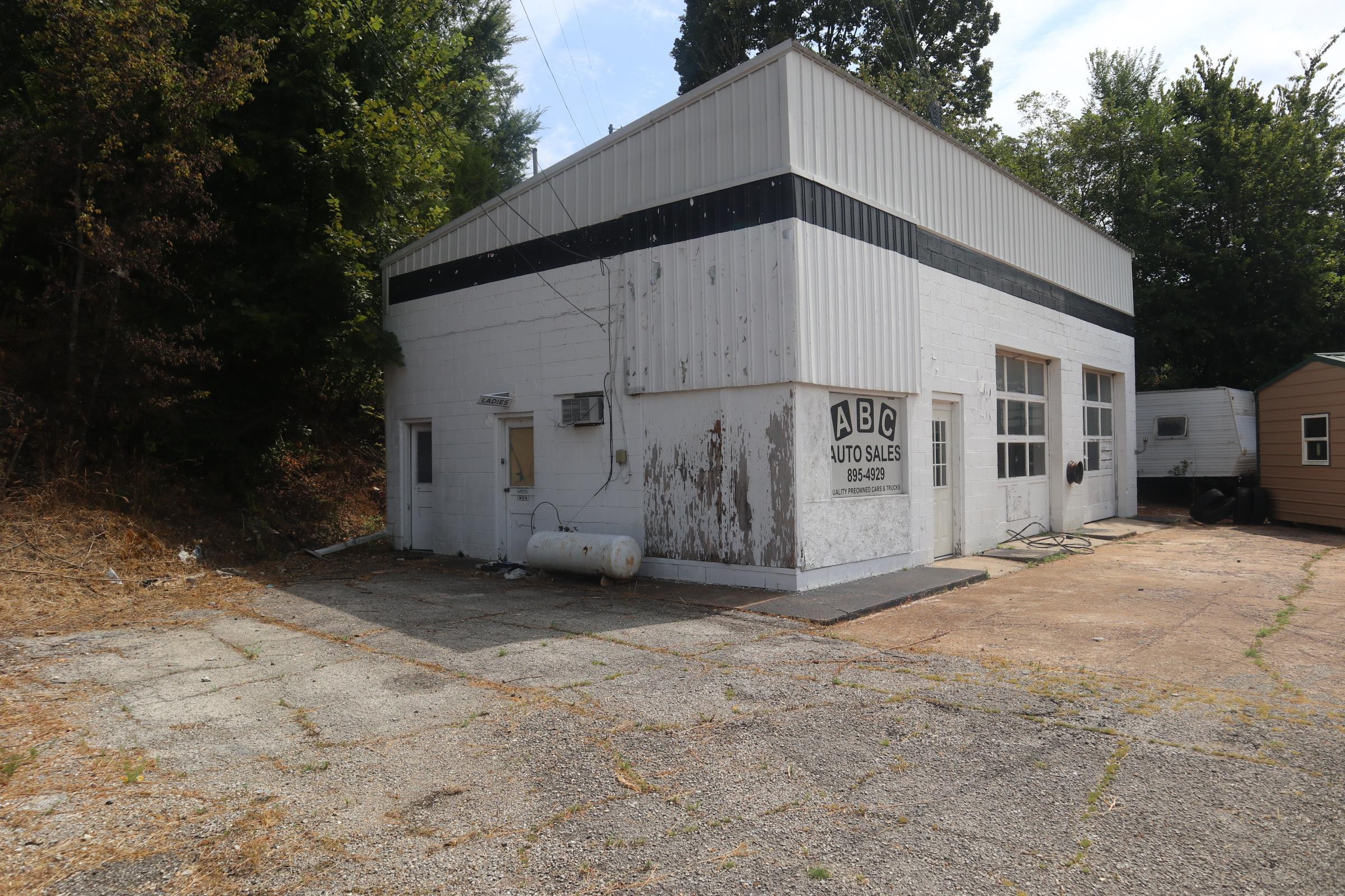 118 Hwy 62/412 E  Salem, AR