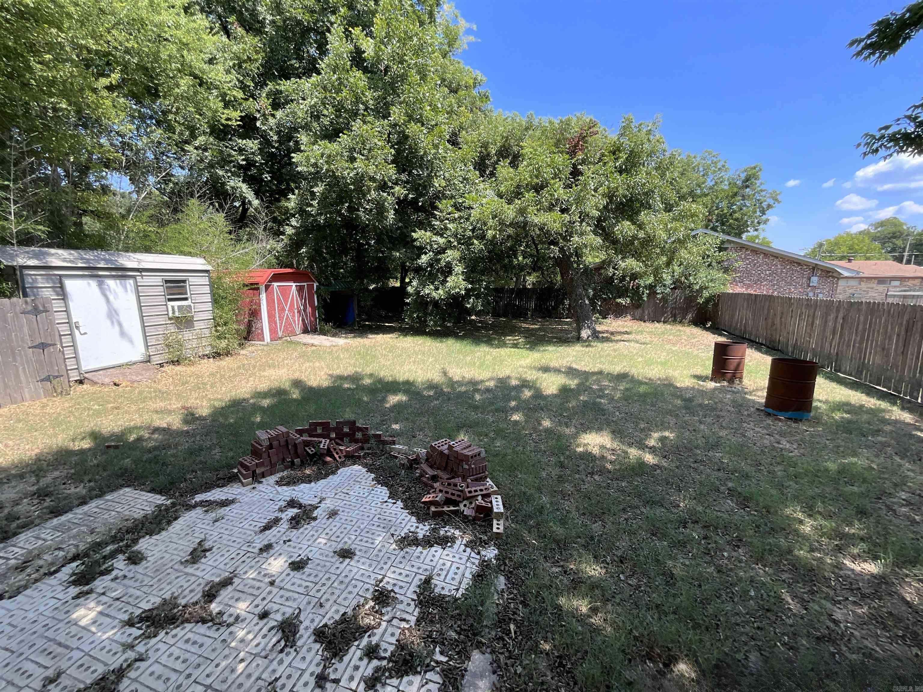 204 N Merrill  New Boston, TX