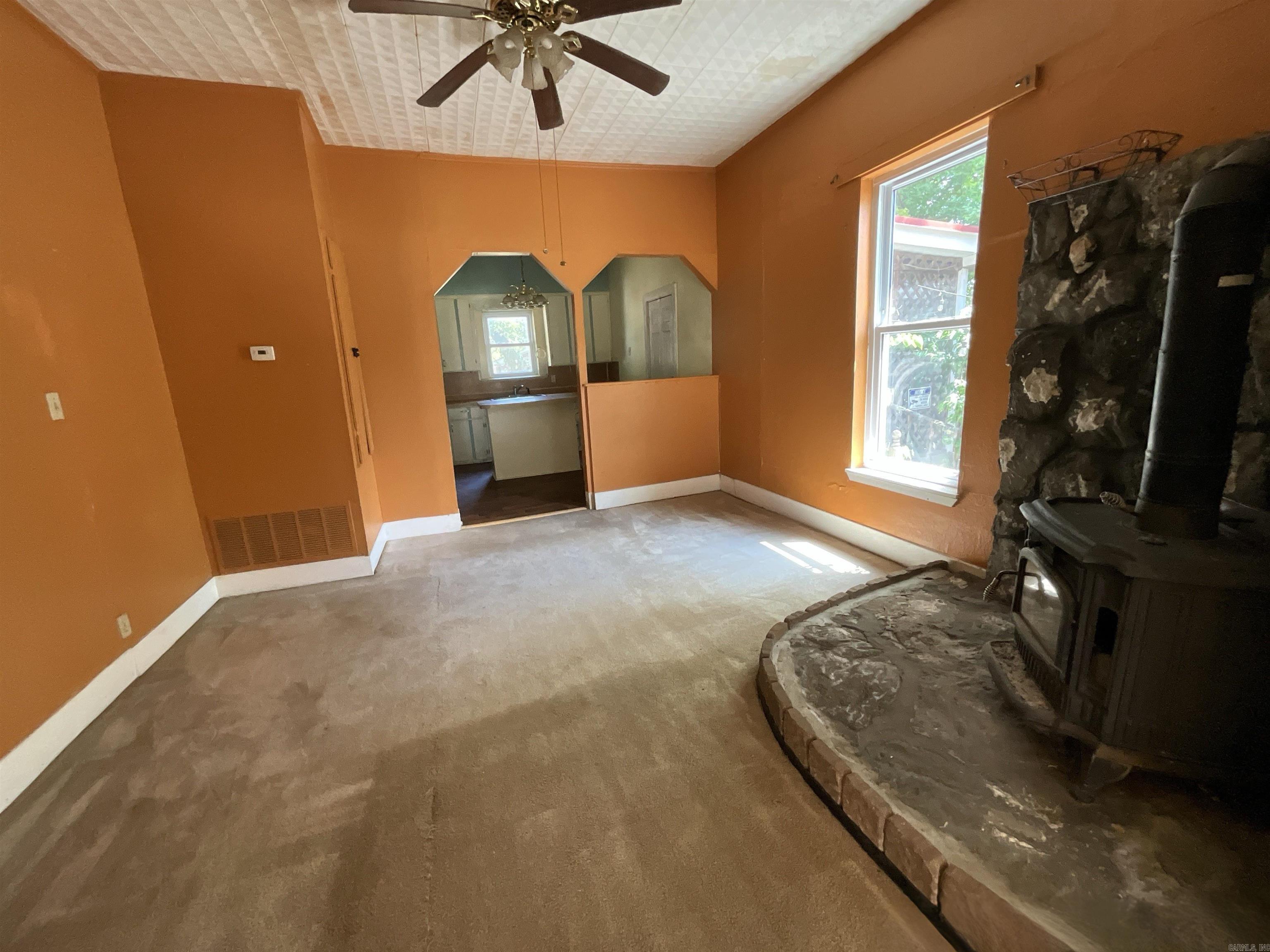 204 N Merrill  New Boston, TX
