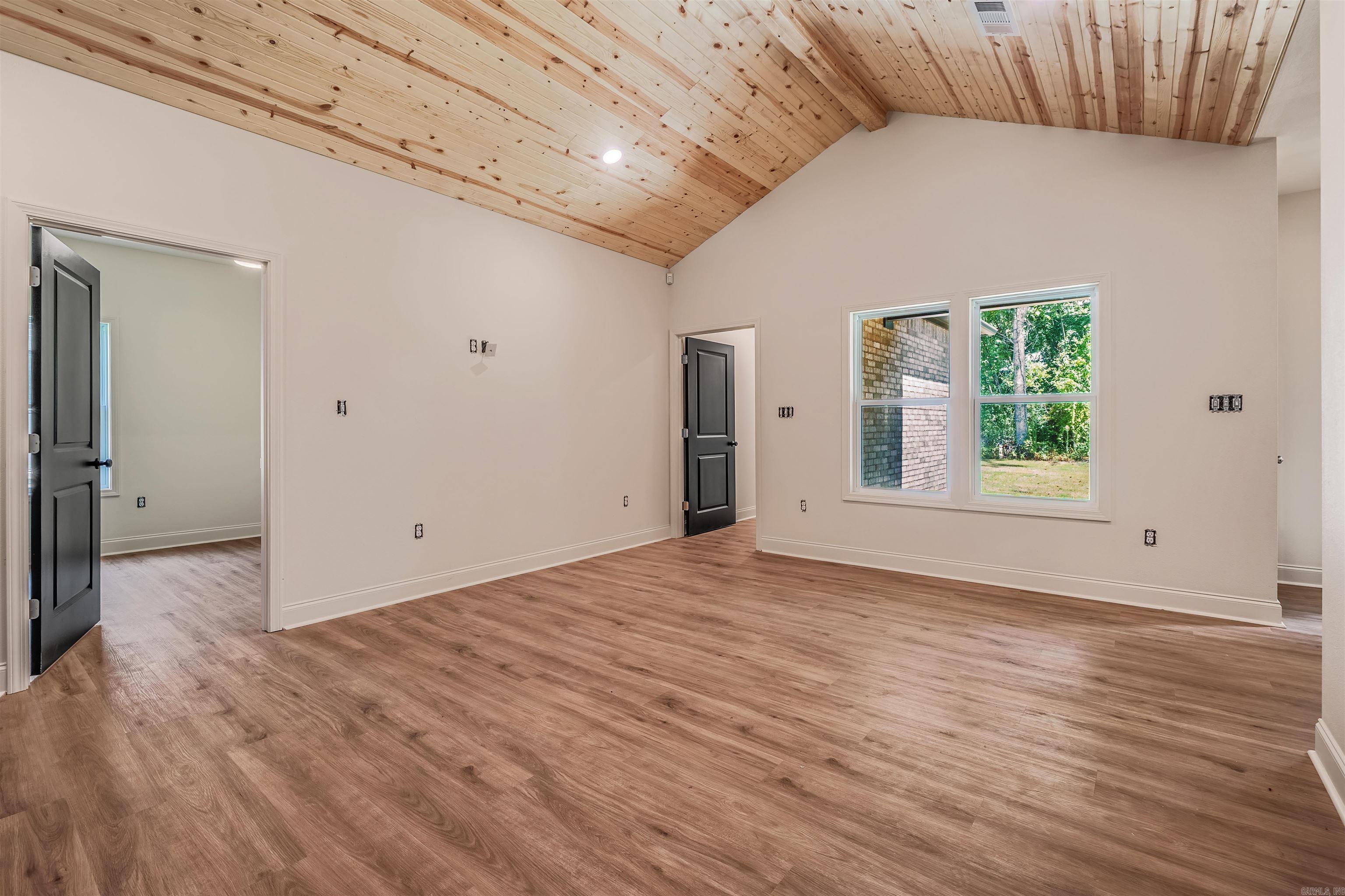 1005 N Jeff Davis  Jacksonville, AR