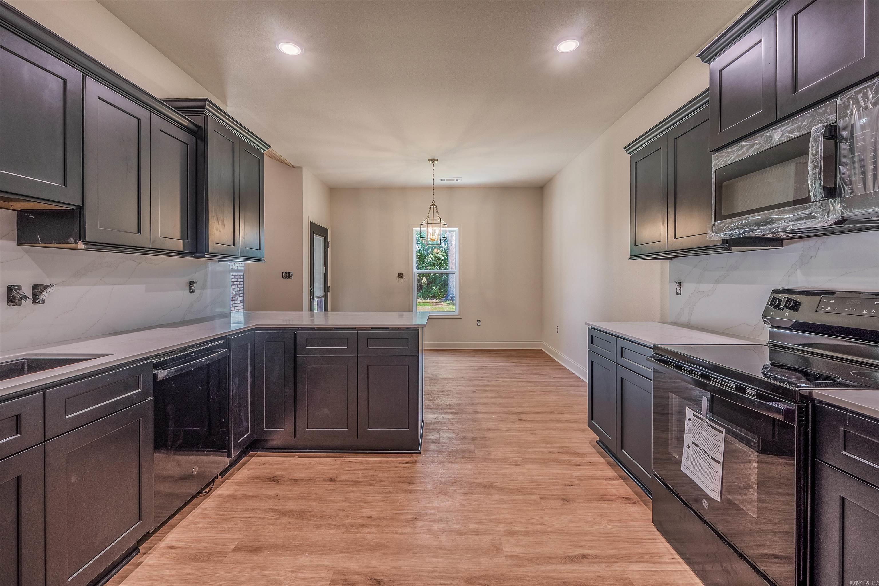 1005 N Jeff Davis  Jacksonville, AR