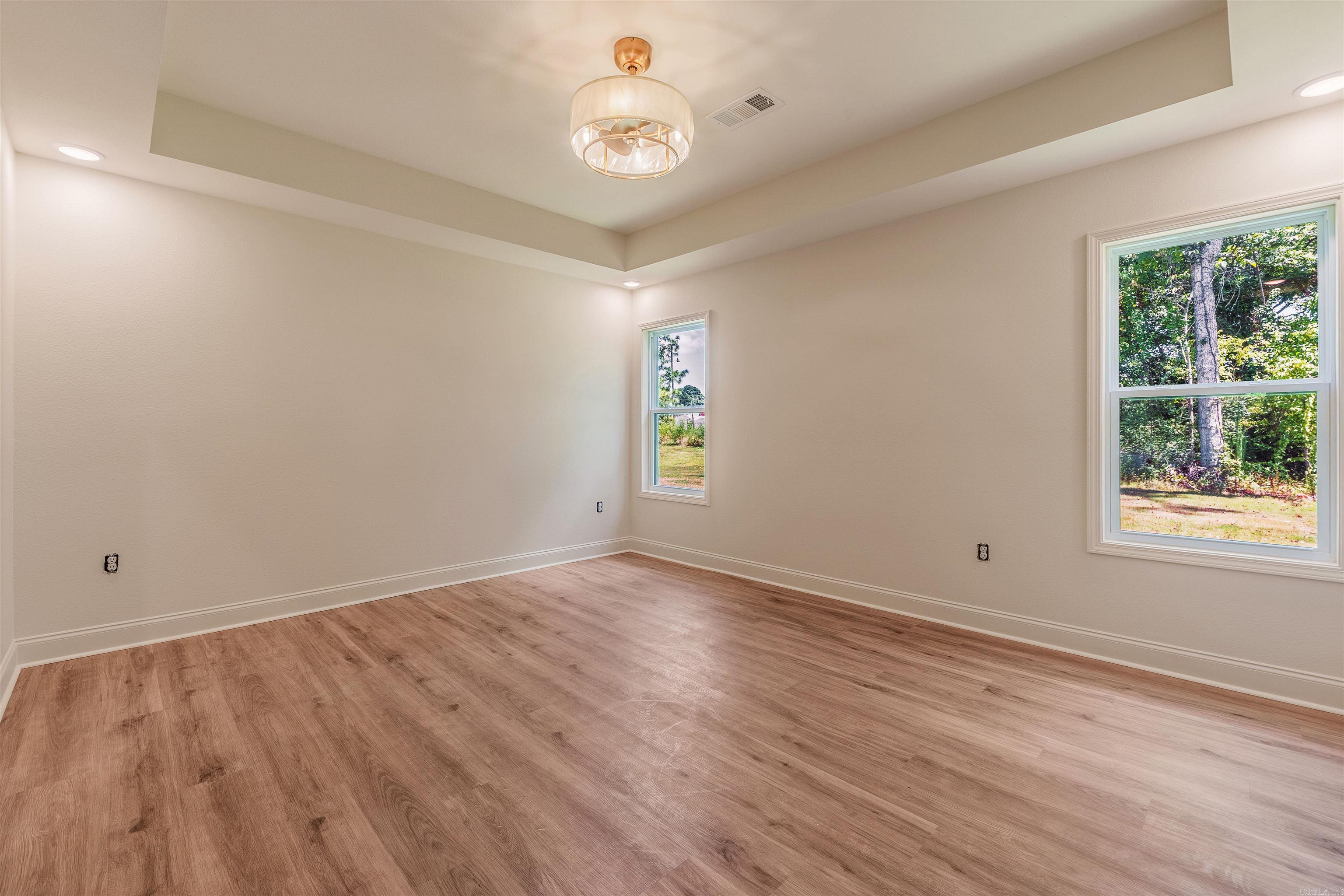 1005 N Jeff Davis  Jacksonville, AR