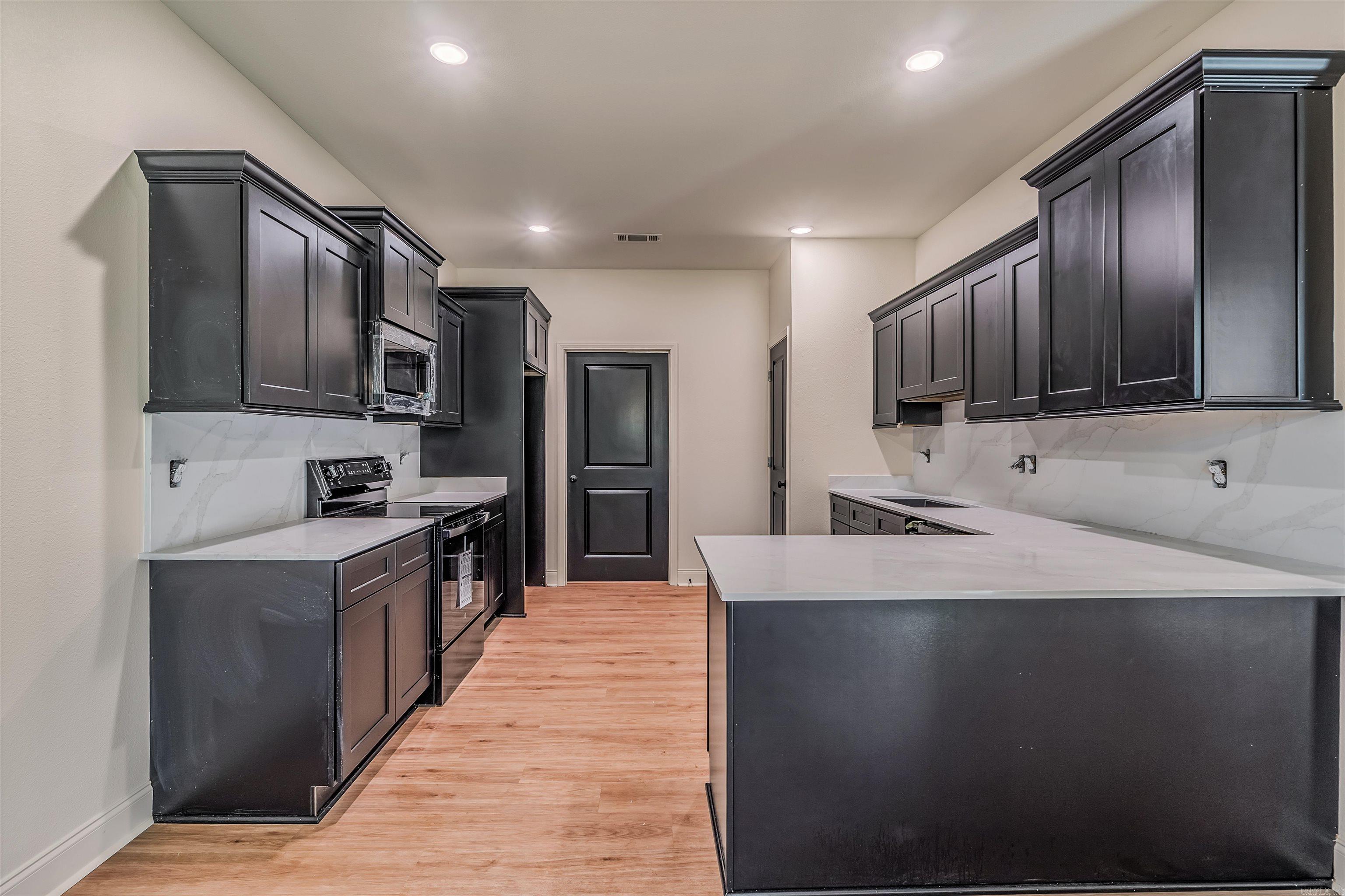 1005 N Jeff Davis  Jacksonville, AR