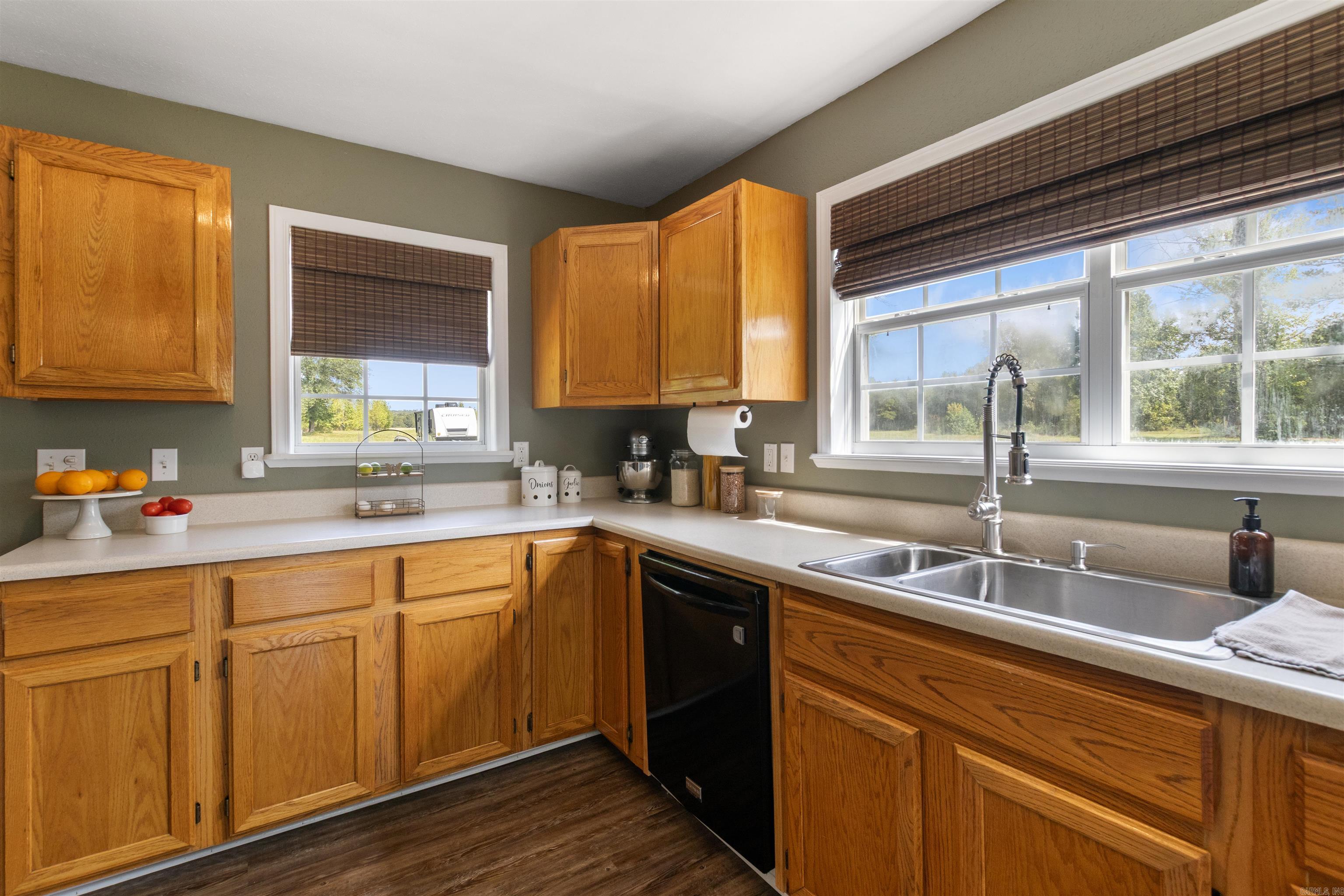 9 White Oak  Enola, AR
