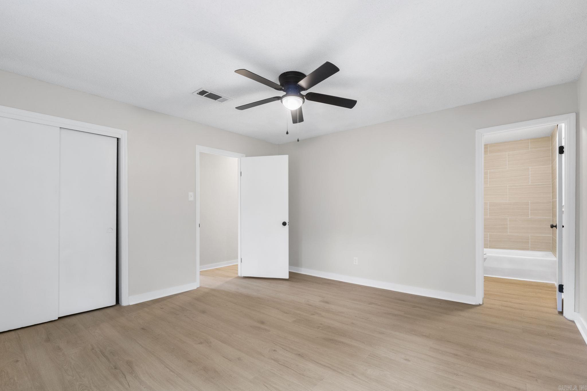 27 Single Oaks  Sherwood, AR