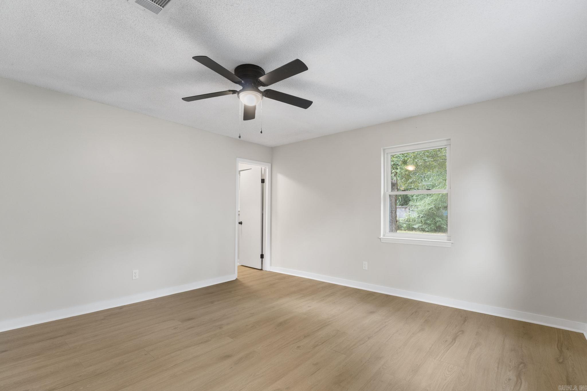 27 Single Oaks  Sherwood, AR