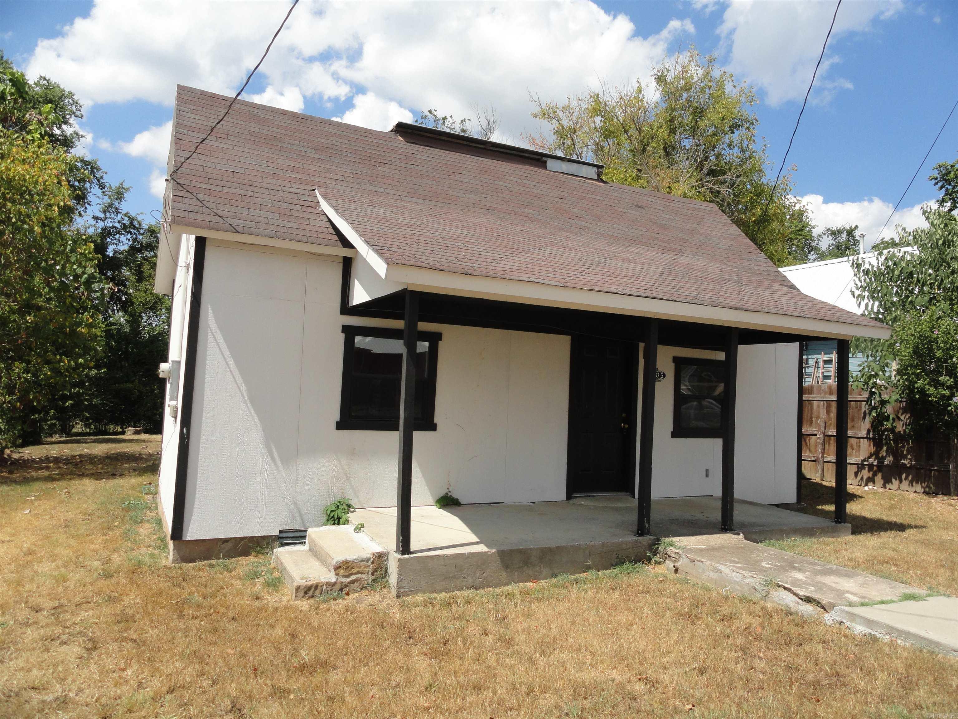 405 Oak  Leslie, AR