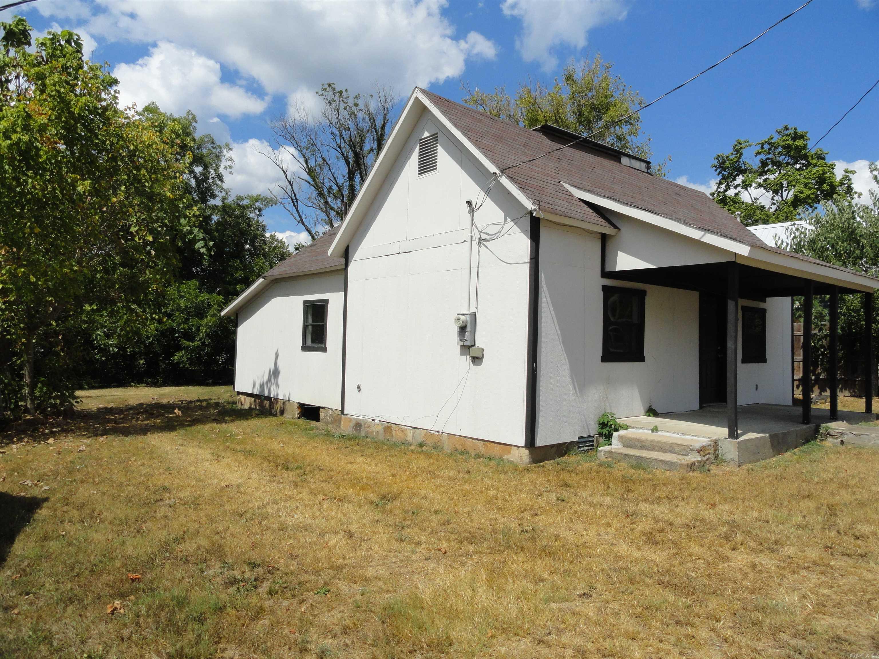 405 Oak  Leslie, AR