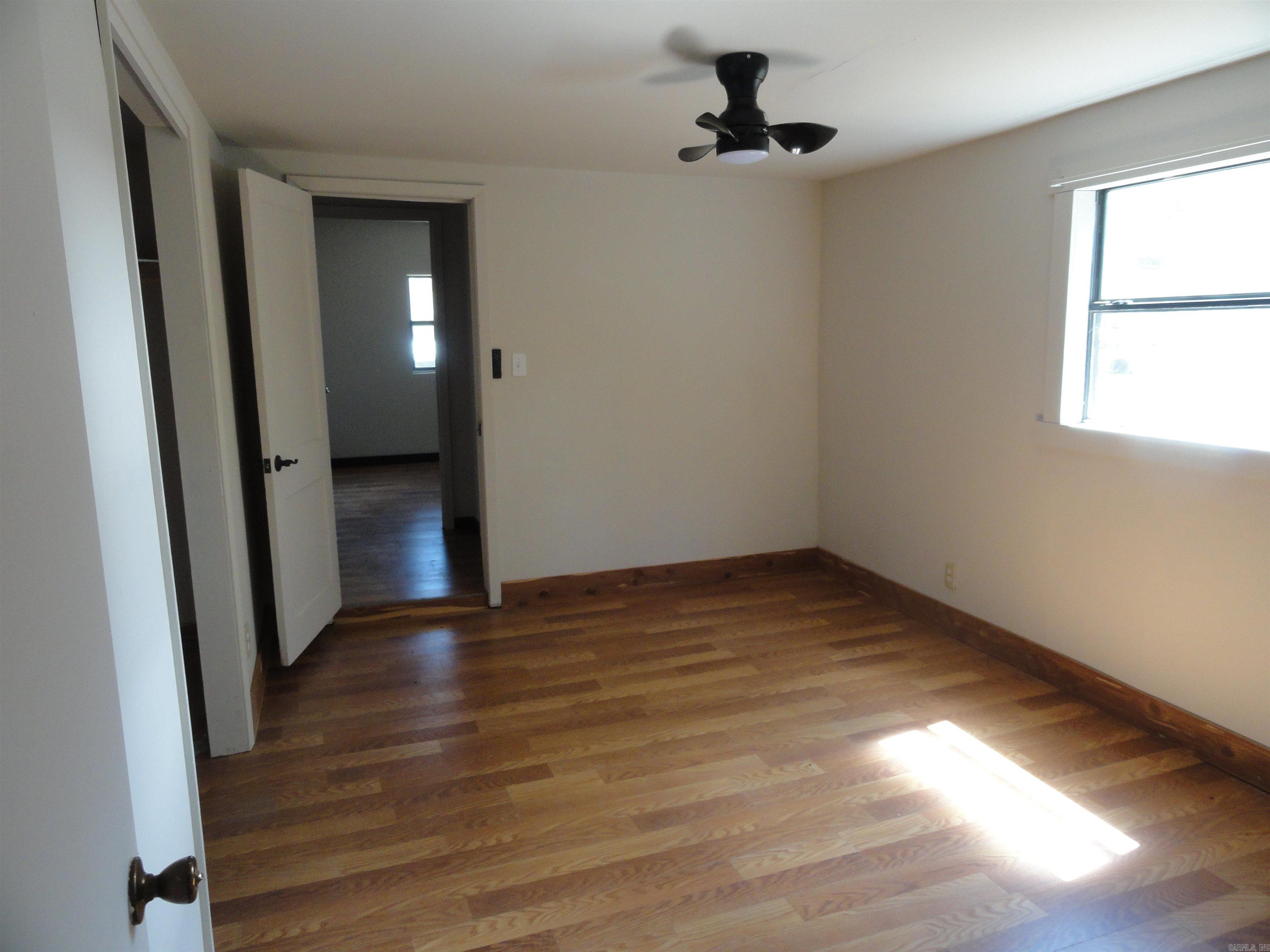 405 Oak  Leslie, AR