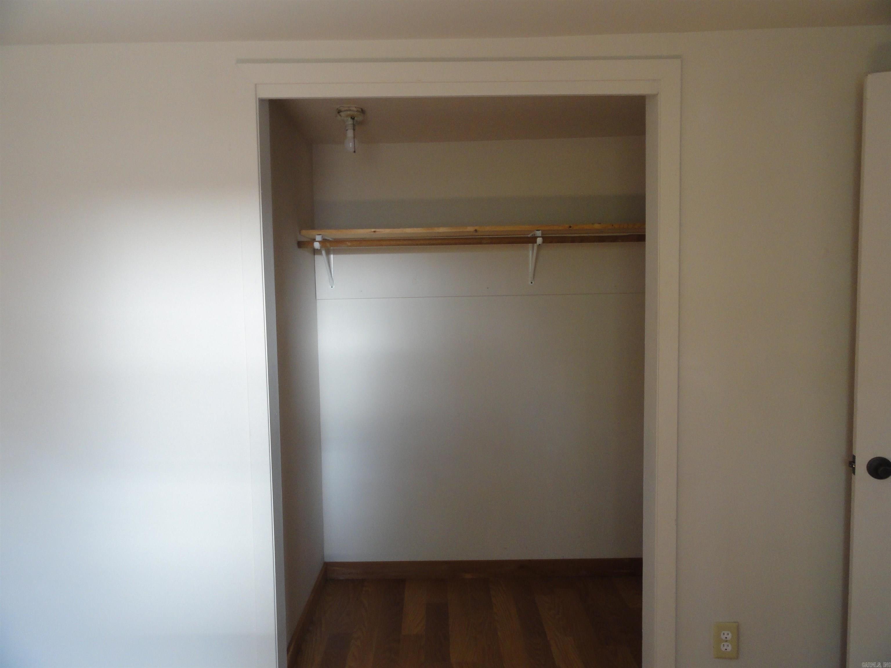 405 Oak  Leslie, AR