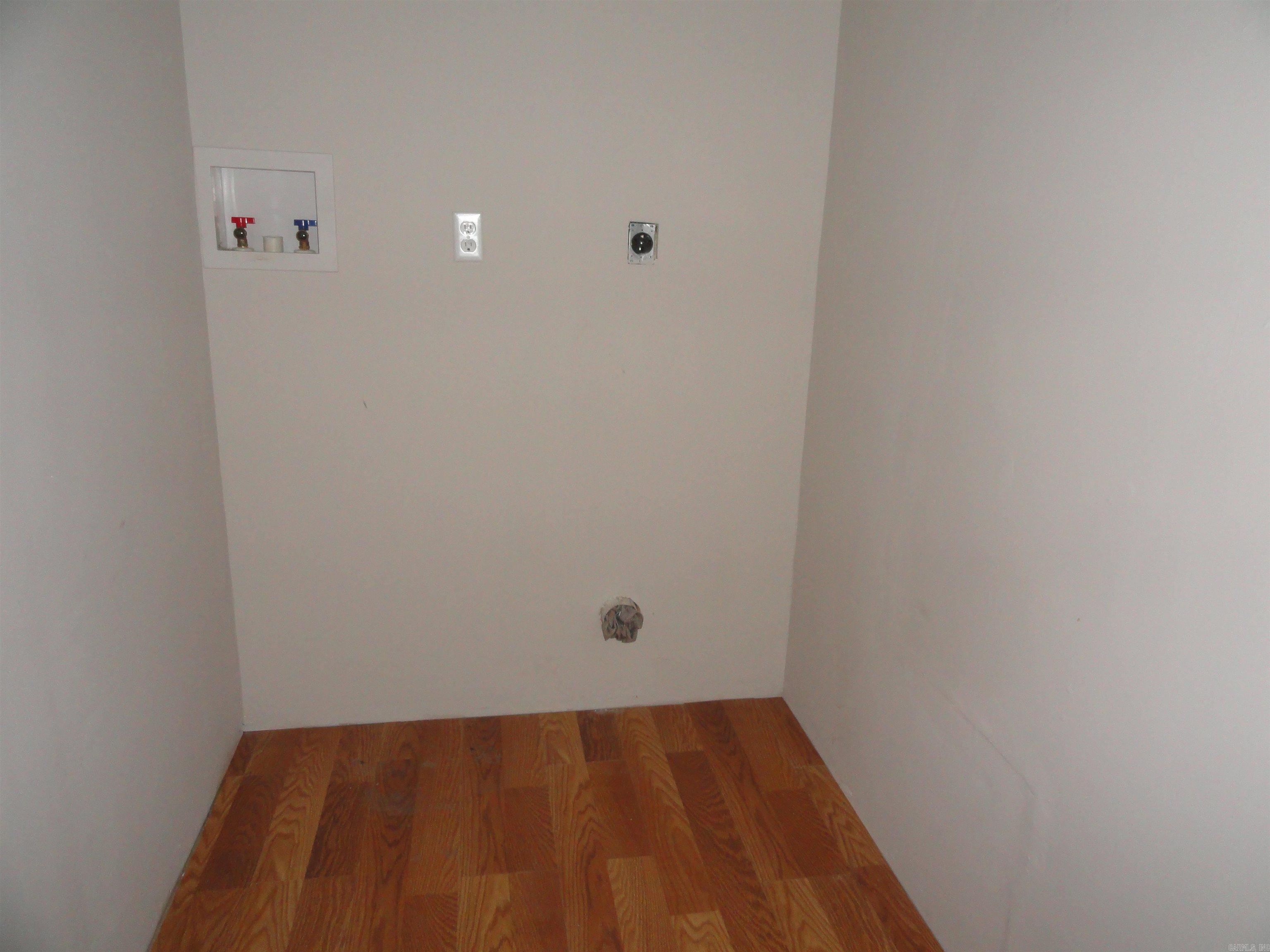 405 Oak  Leslie, AR