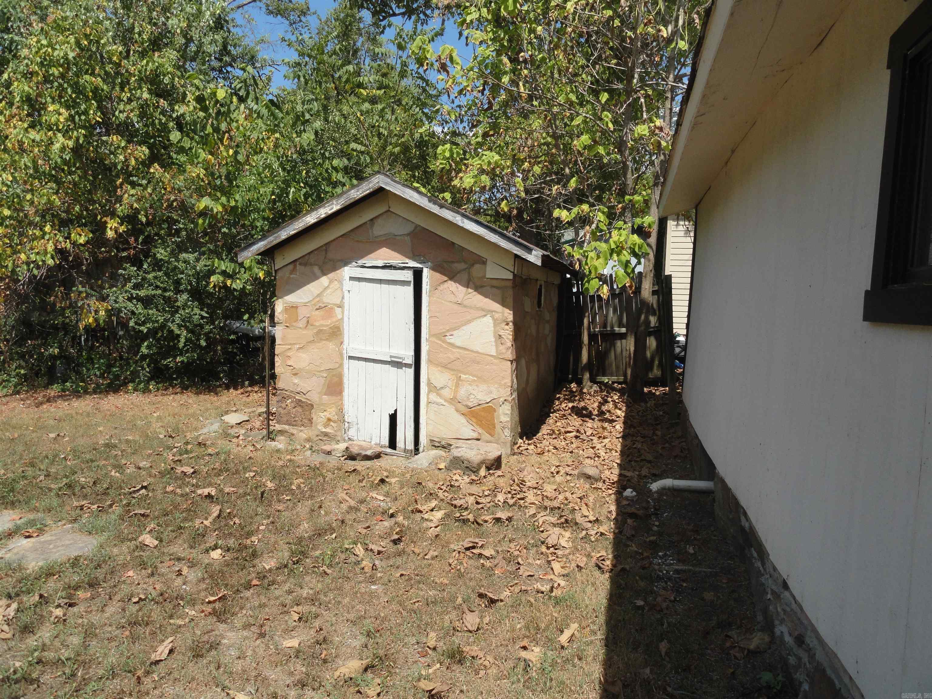 405 Oak  Leslie, AR
