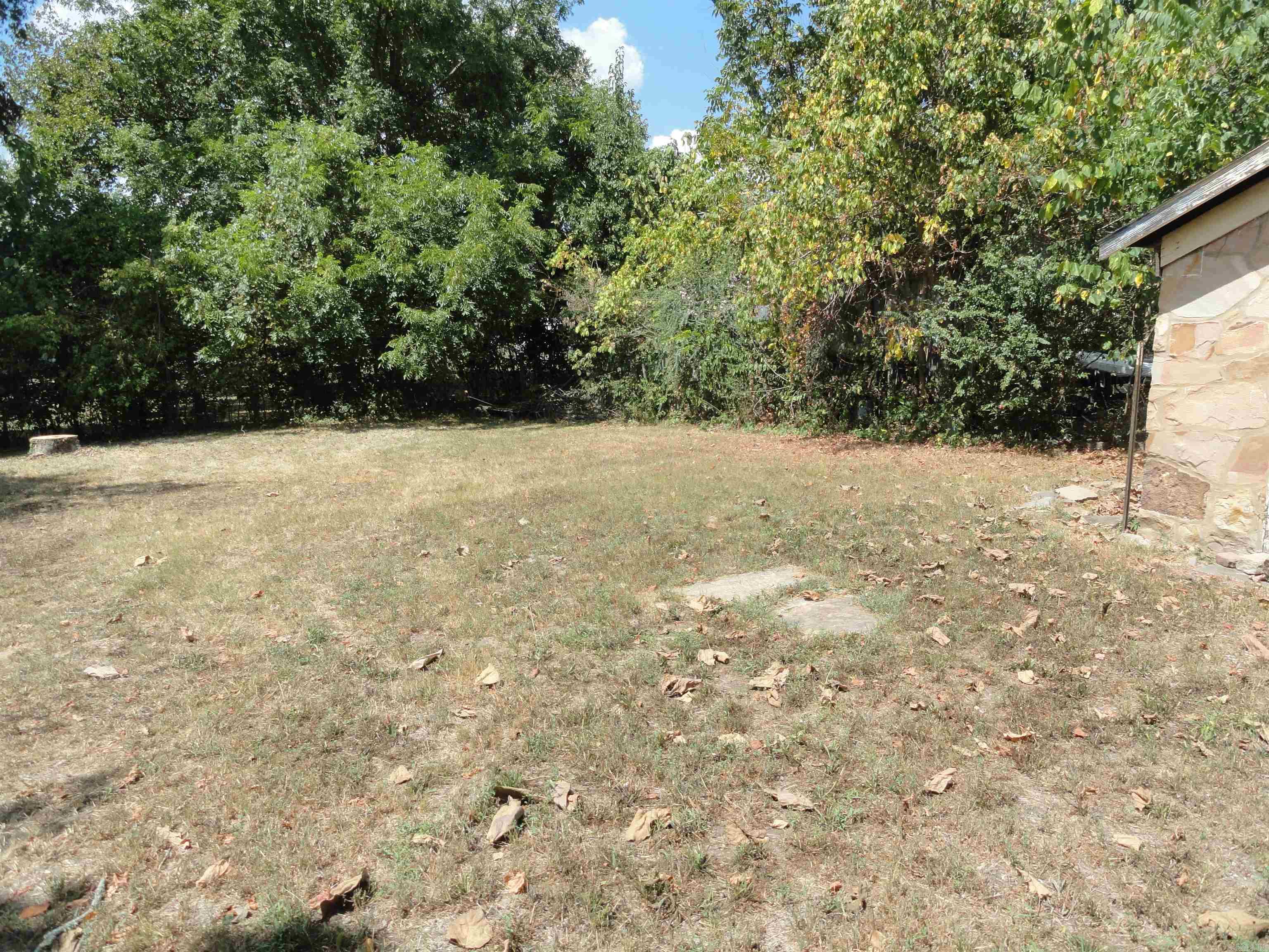 405 Oak  Leslie, AR