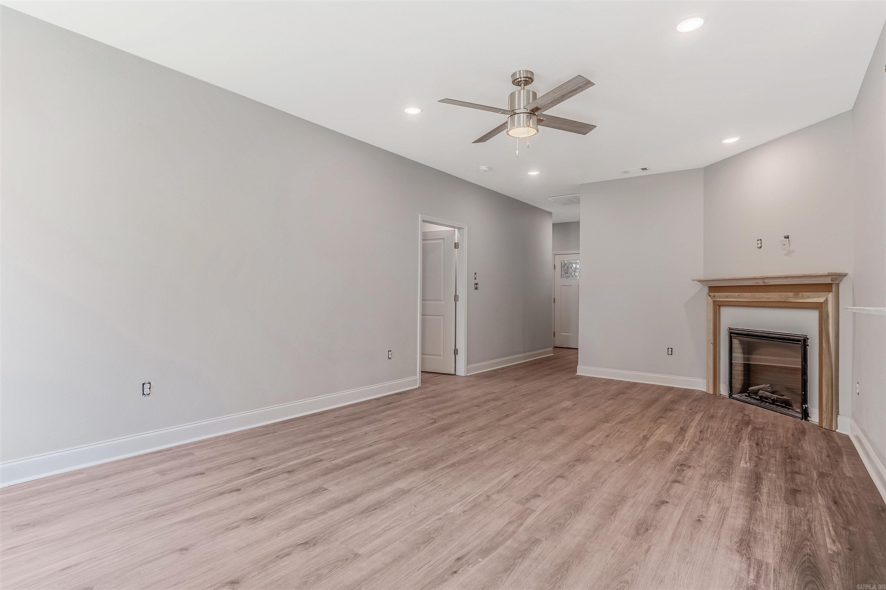 1009 N Jeff Davis  Jacksonville, AR