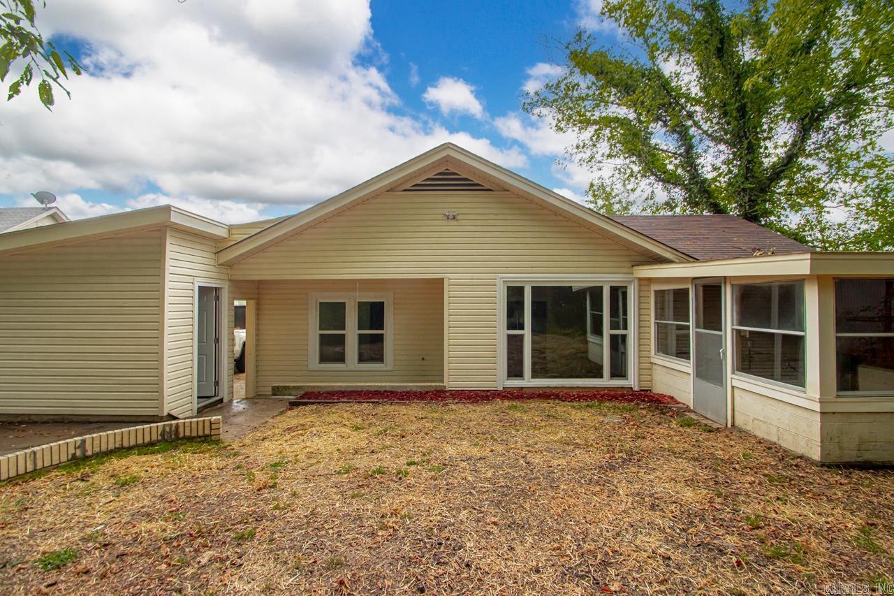 111 N 1st  Benton, AR