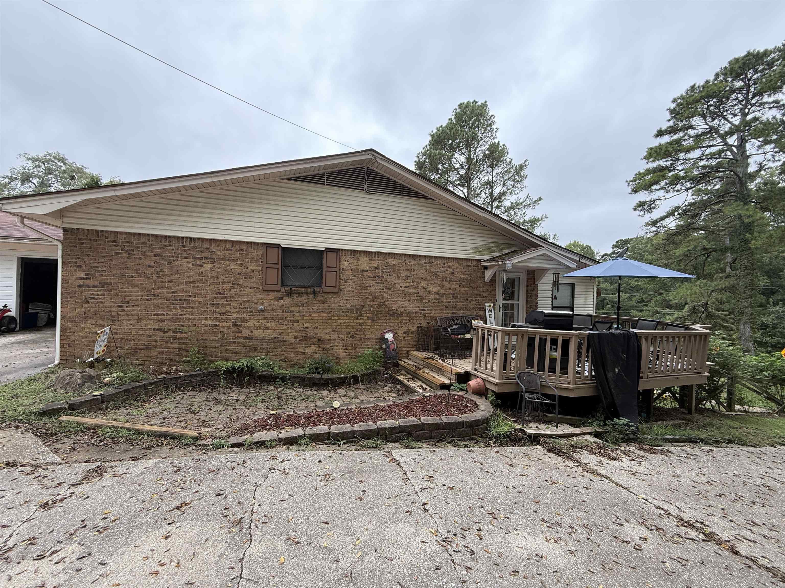 1456 N Washington  Murfreesboro, AR
