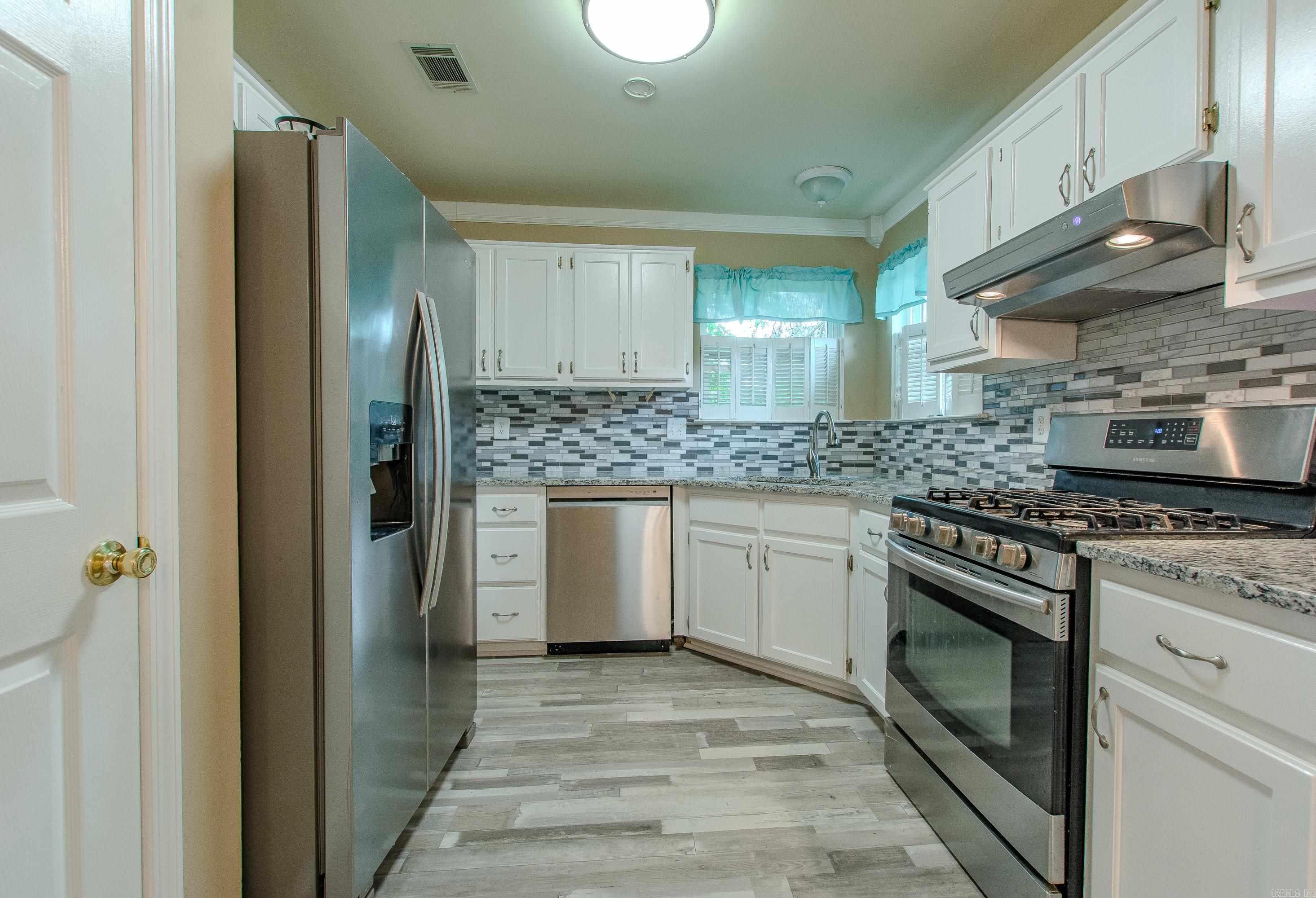 16 Hickory Ridge Drive  Benton, AR