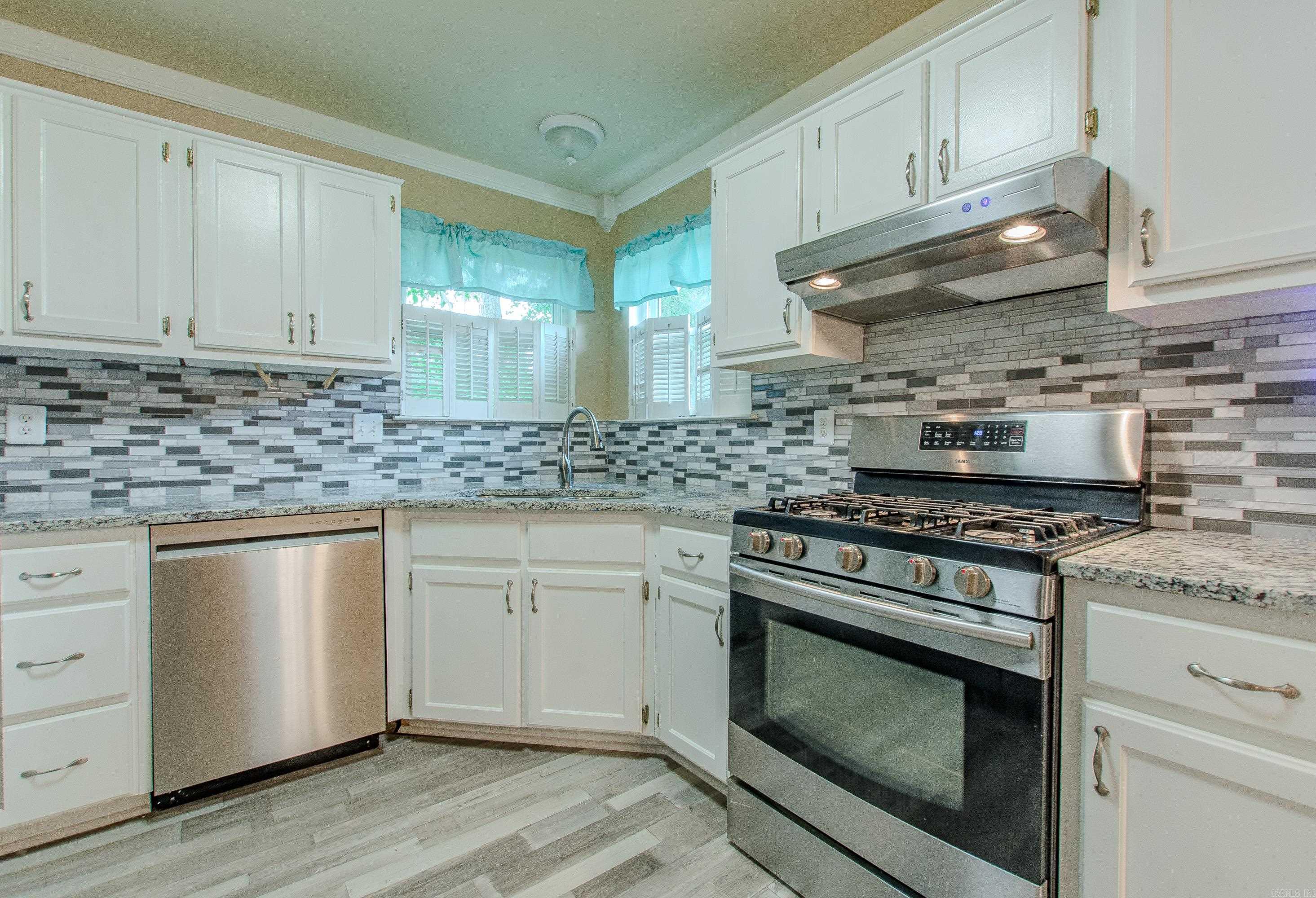 16 Hickory Ridge Drive  Benton, AR