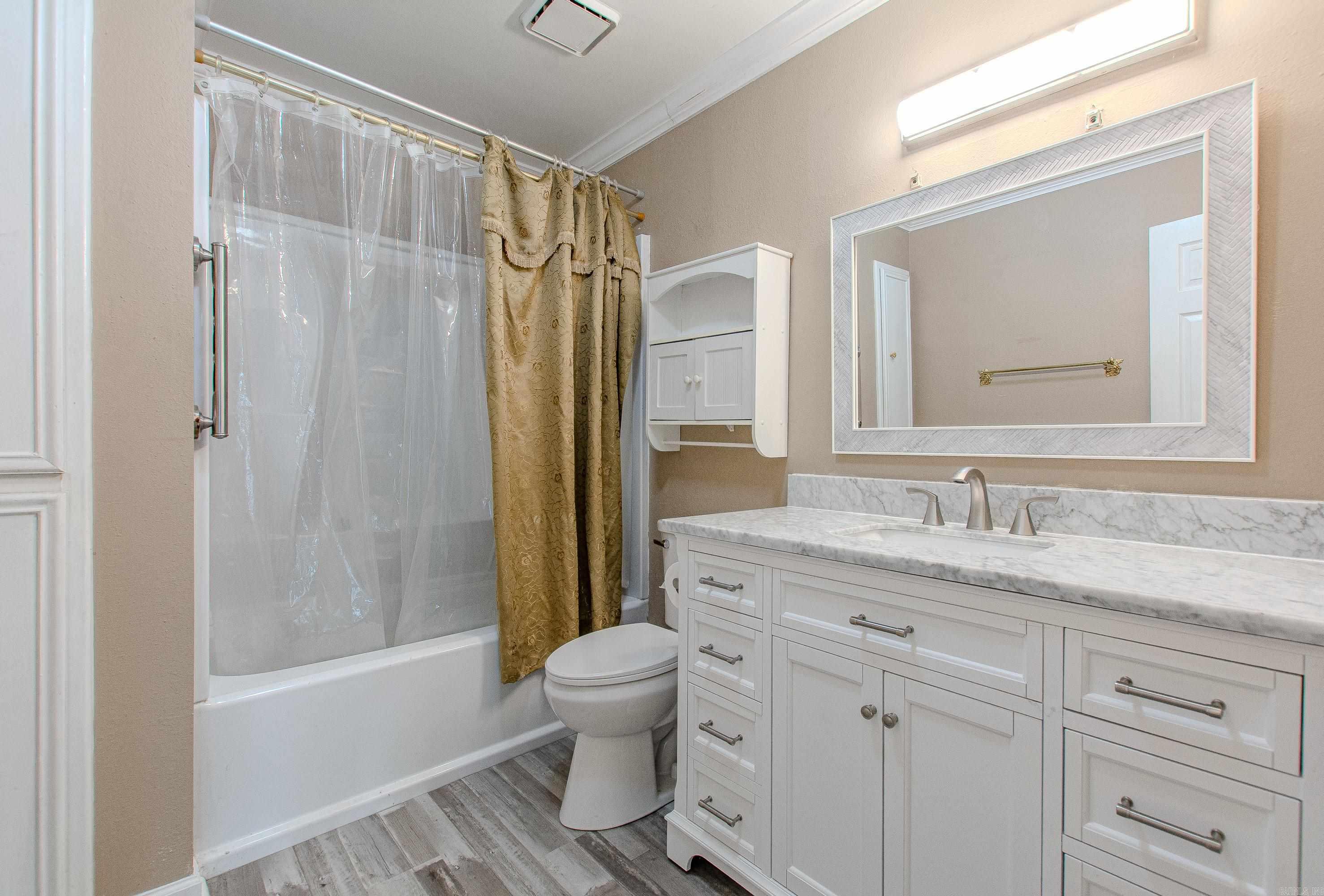 16 Hickory Ridge Drive  Benton, AR