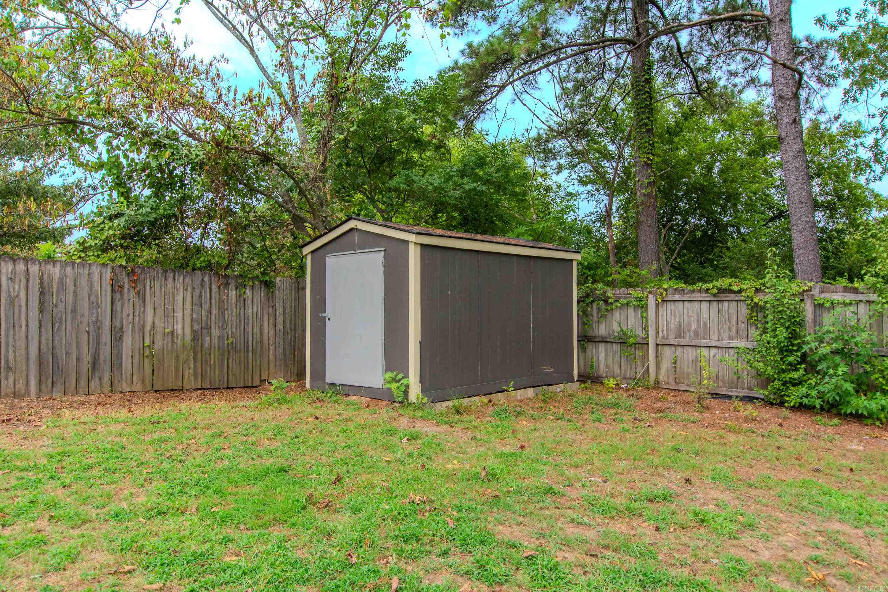 16 Hickory Ridge Drive  Benton, AR