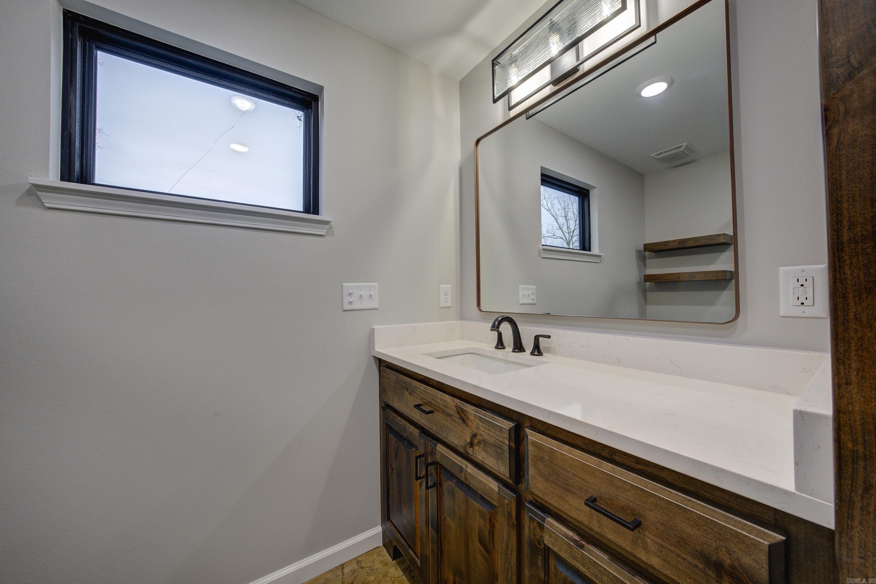 283 Lake Village Dr  Murfreesboro, AR