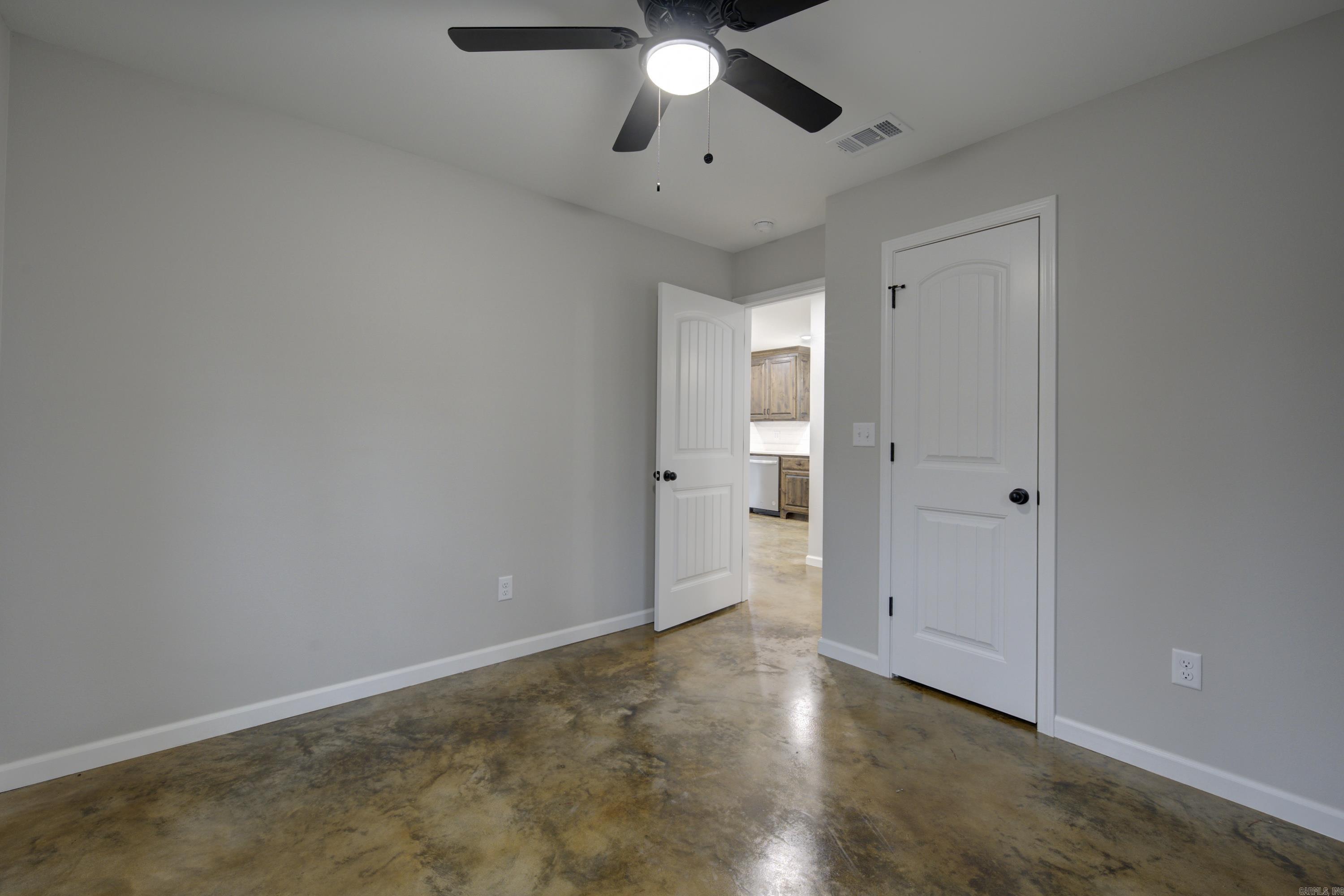 283 Lake Village Dr  Murfreesboro, AR