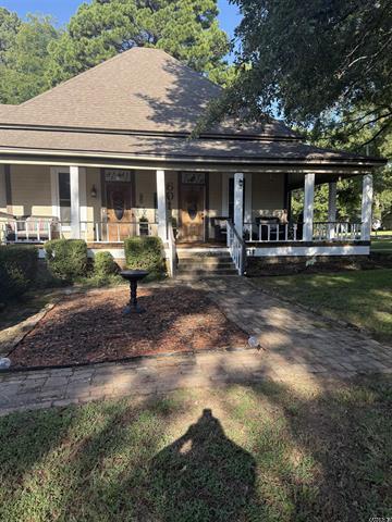 601 W Sypert  Nashville, AR