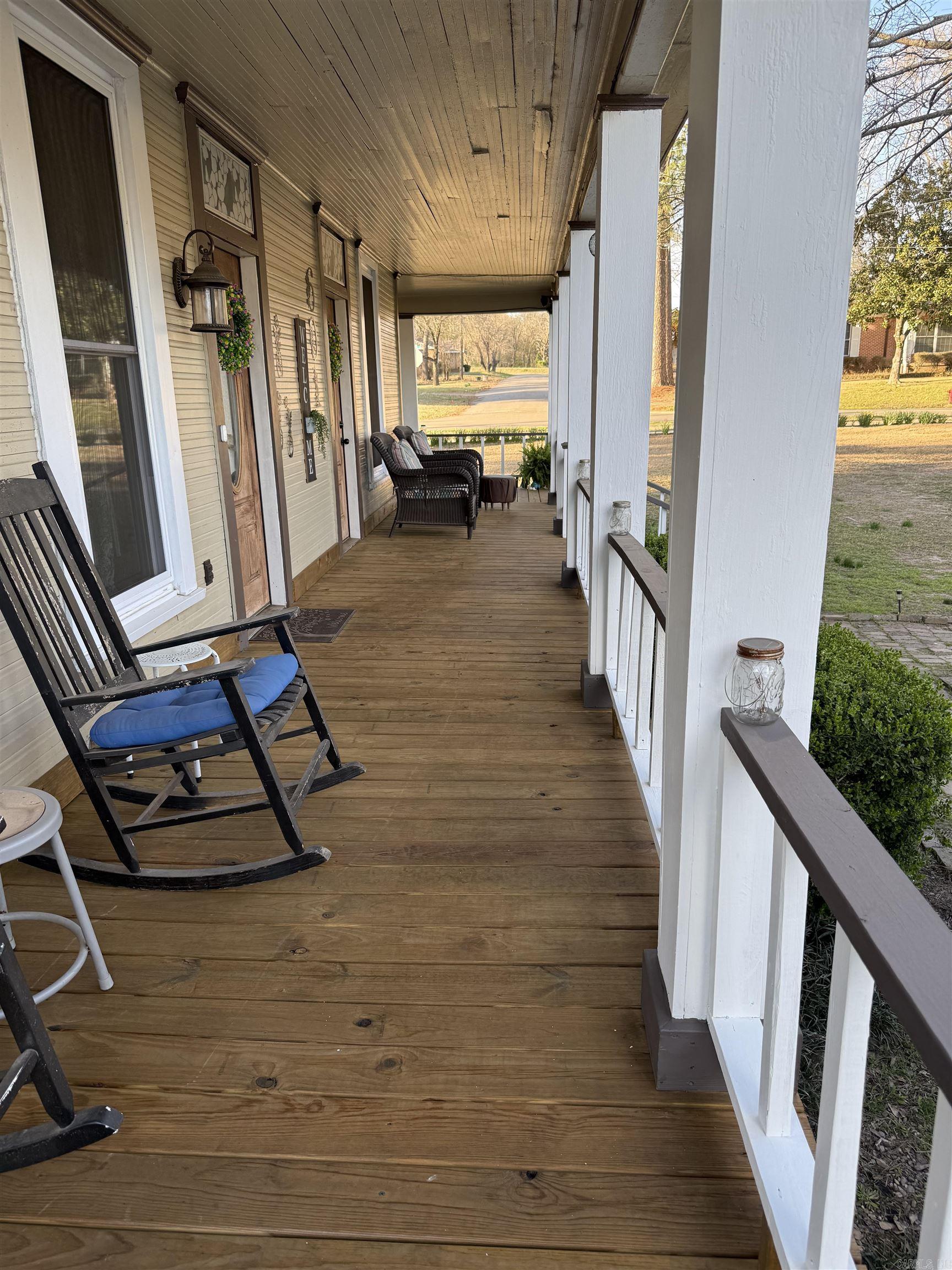 601 W Sypert  Nashville, AR