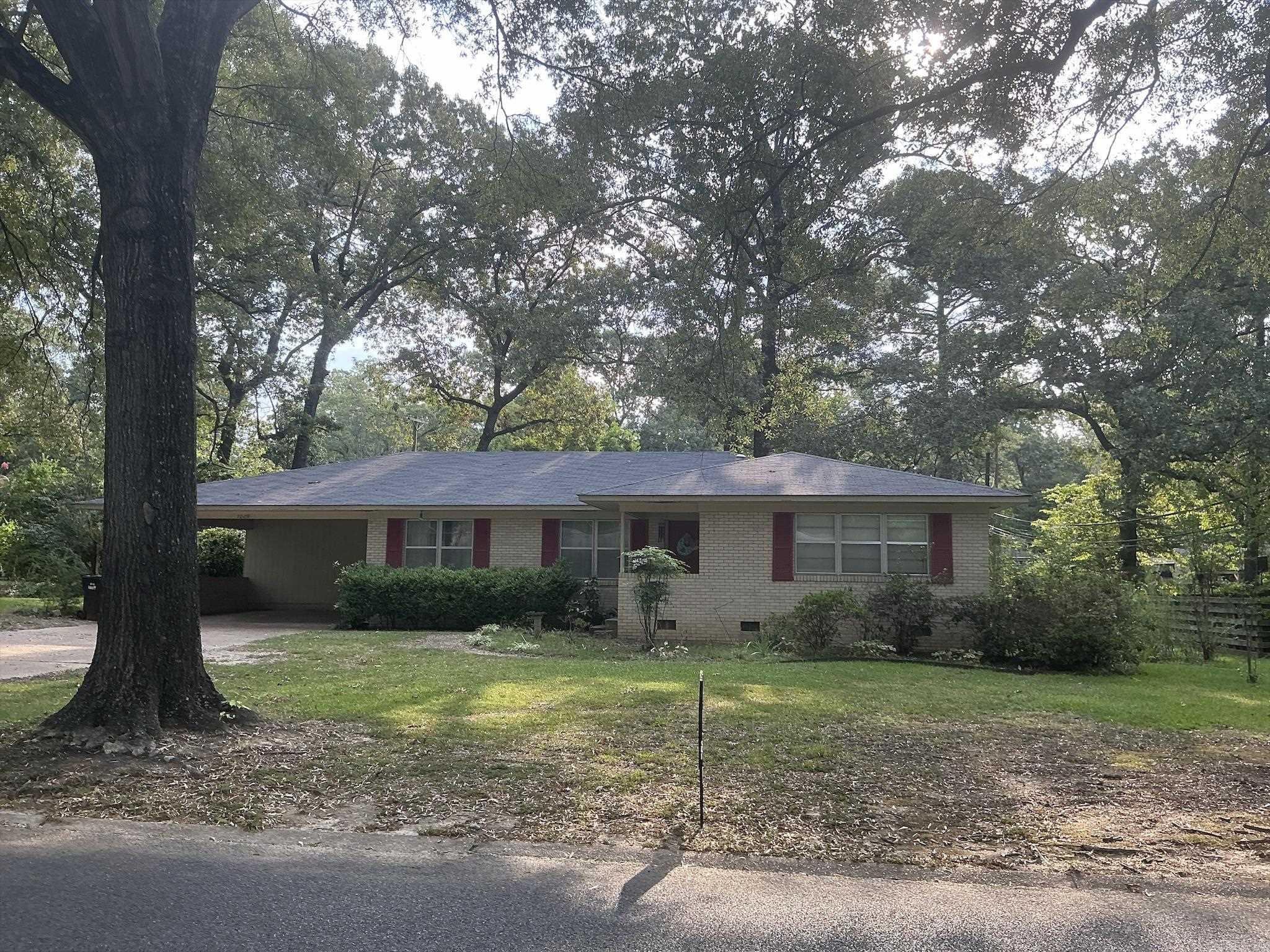 1009 Cedar  Crossett, AR